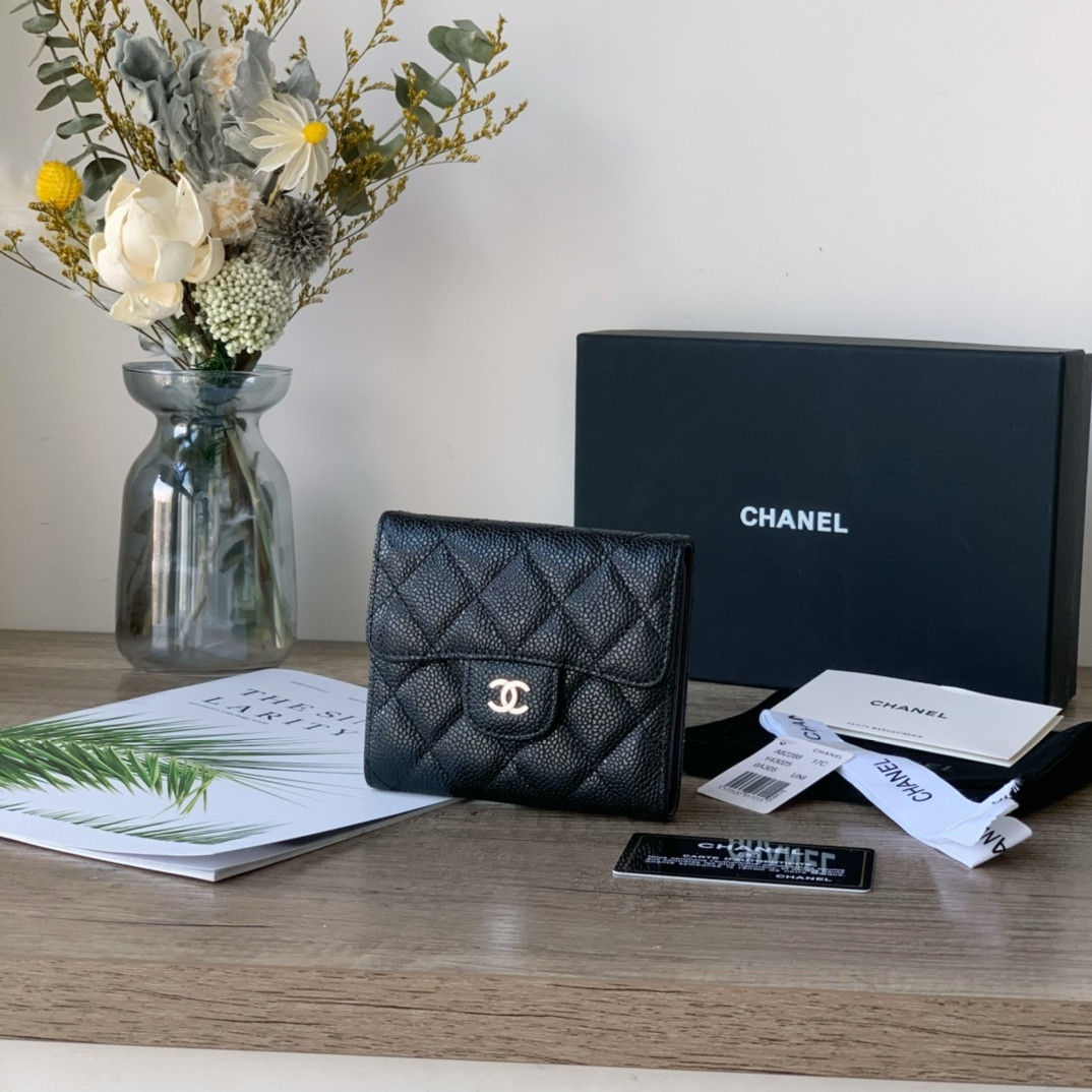 Ch**el wallet 10.5x11.5x3cm