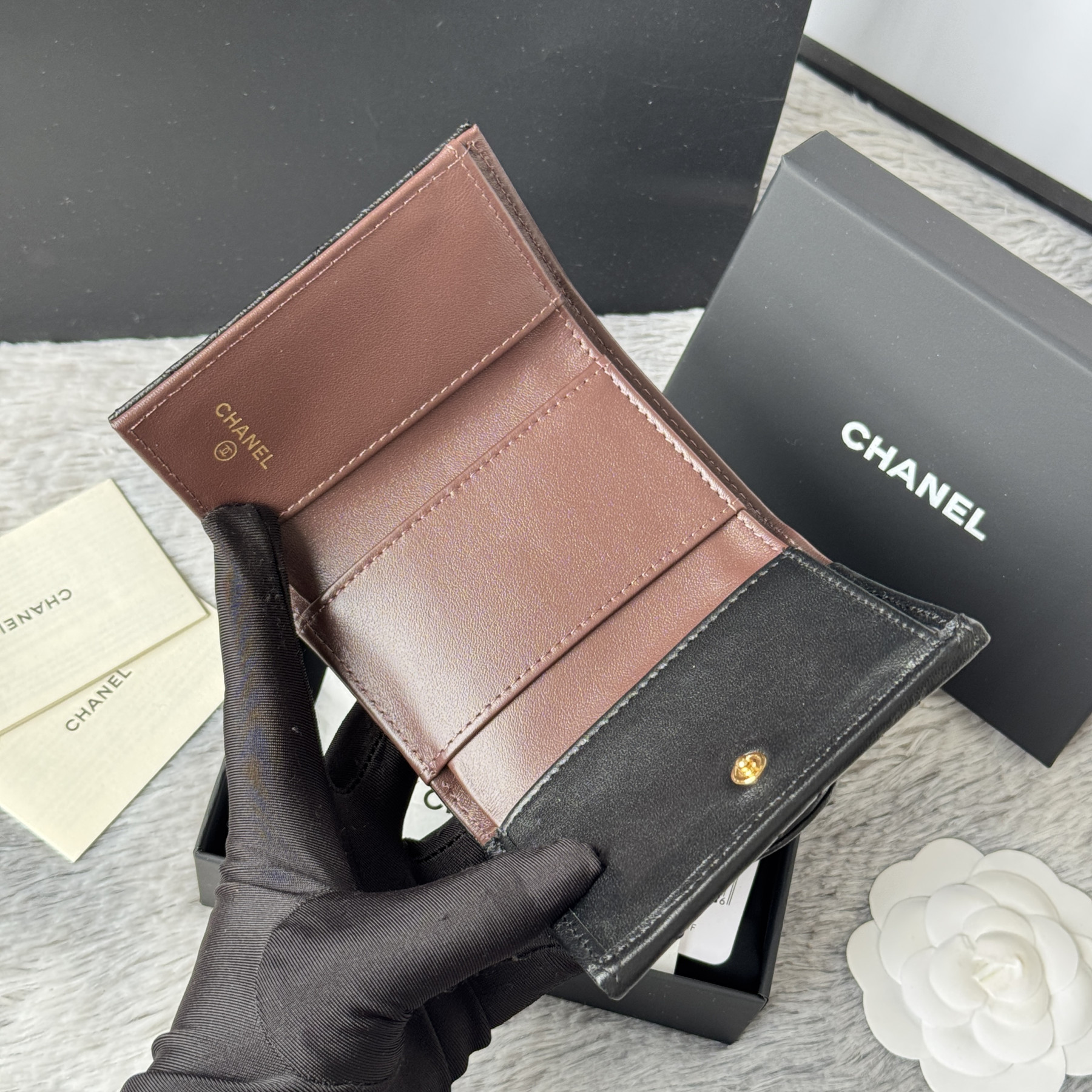 Ch**el card holder 10.5x7.5x3cm