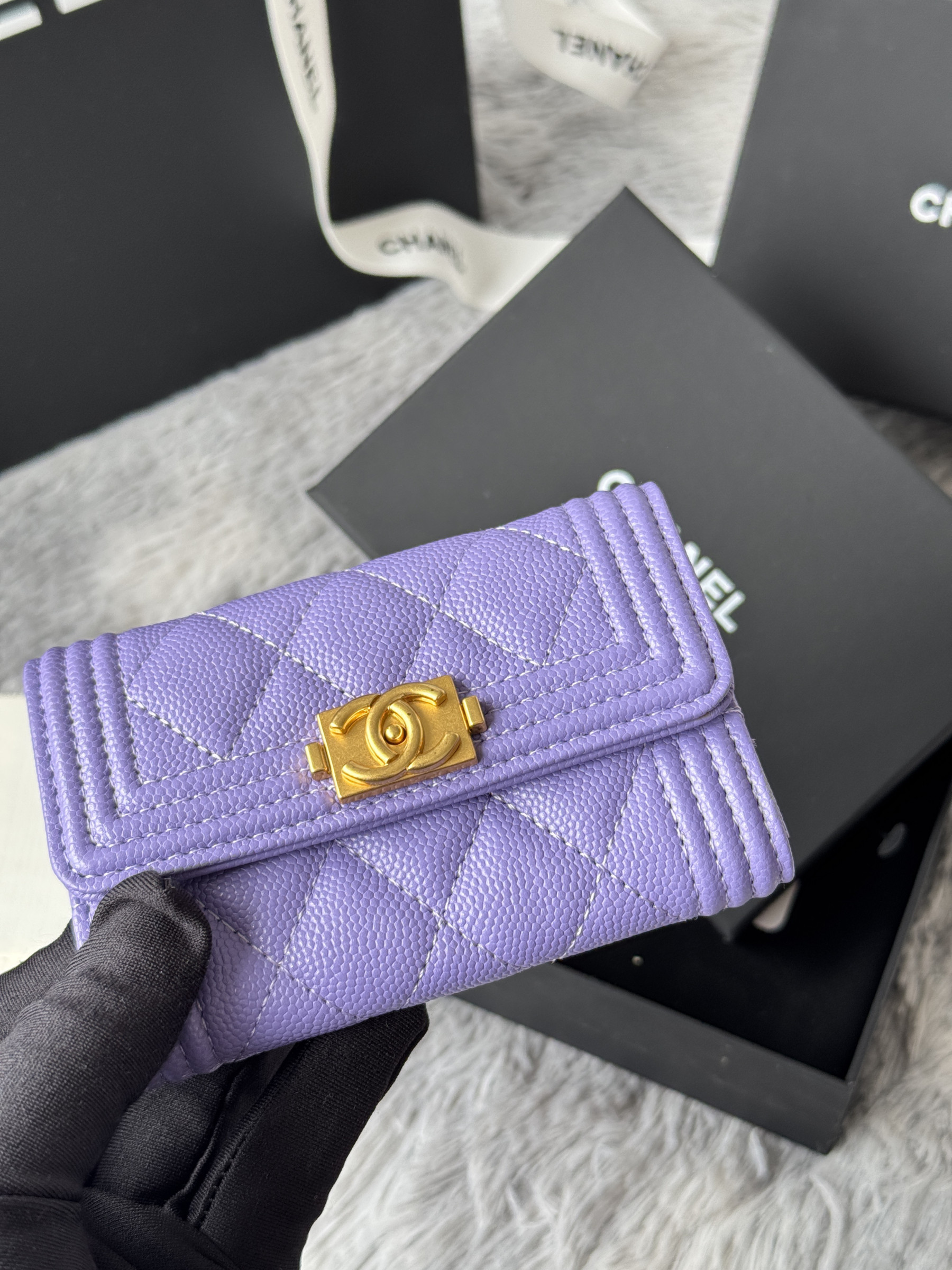 Ch**el boy Ch**el flap card holder a80603 7.5x11.3x2.1cm