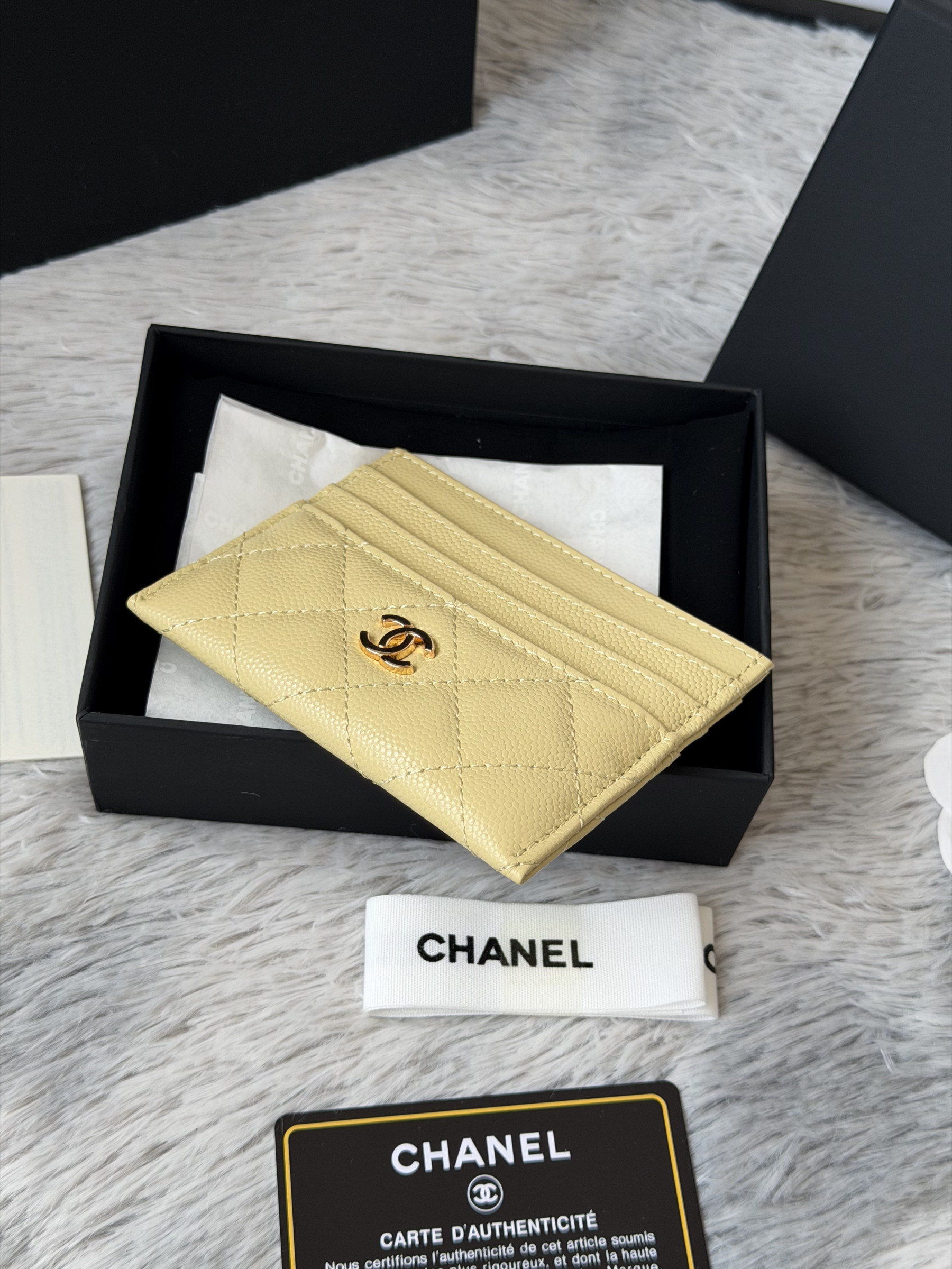 Ch**el card holder as4472 11x10cm