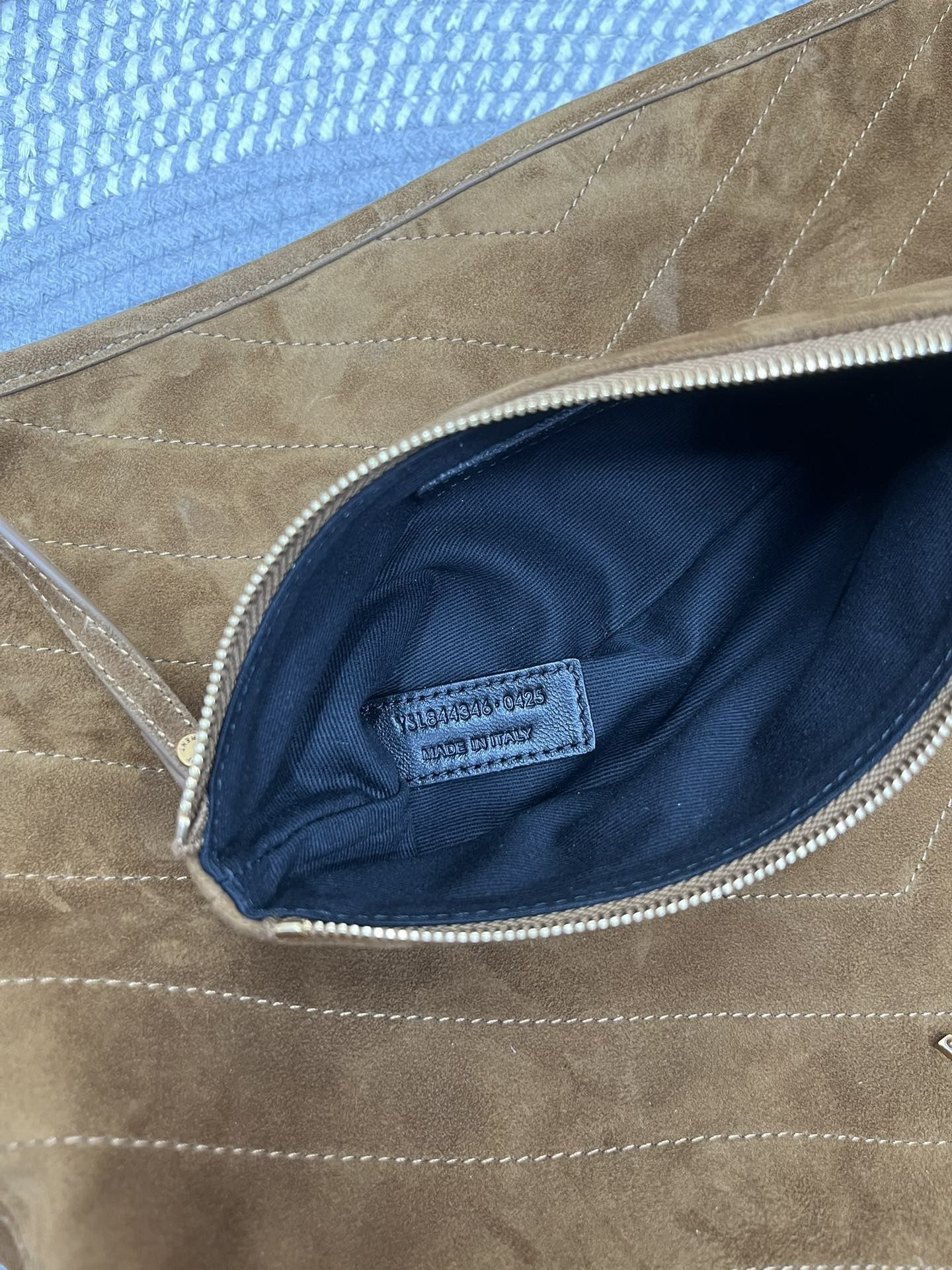 Y51 NIKI S*pple Bucket In Suede 33x16x40cm