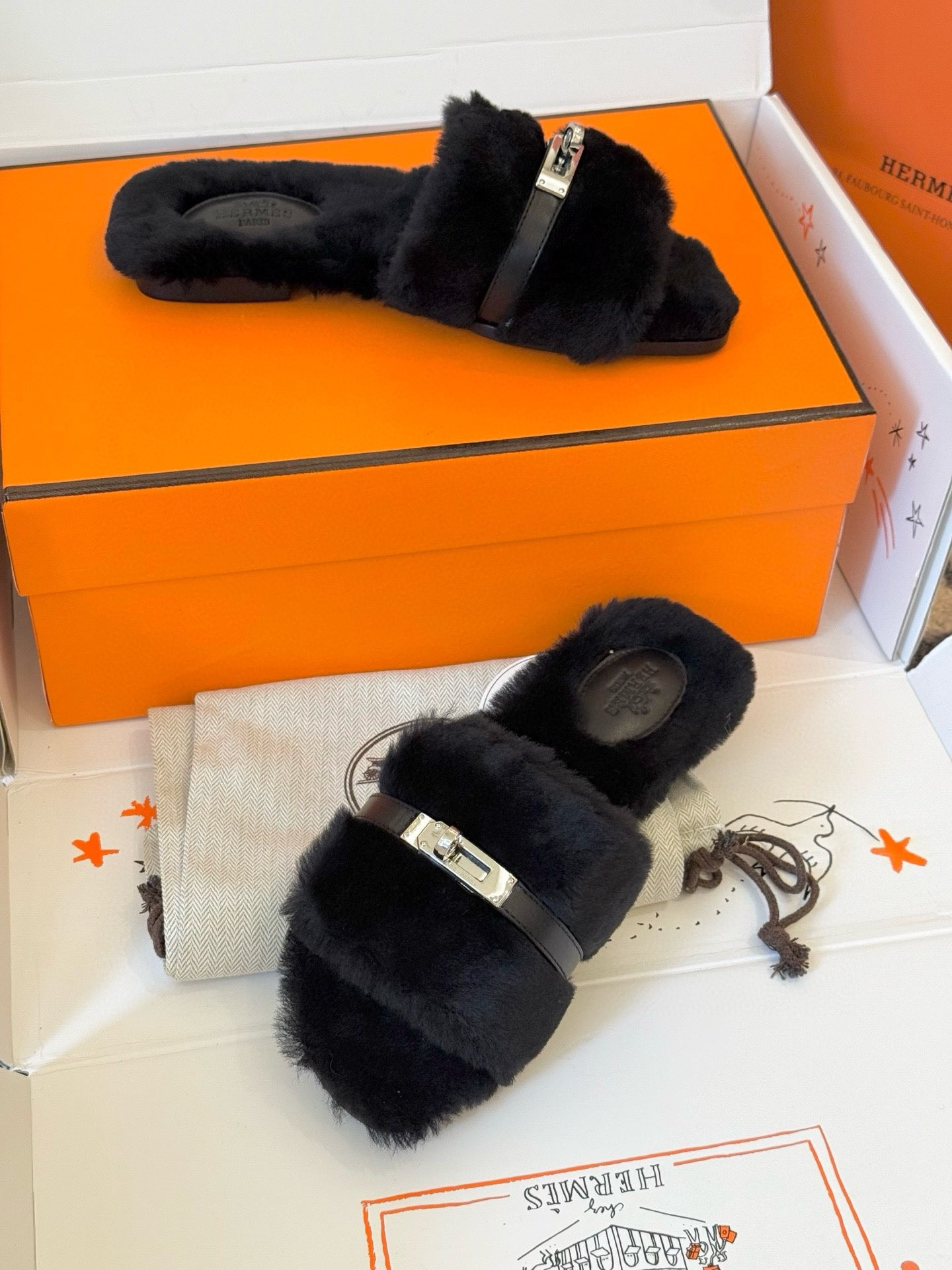 UA H**me5 Giulia Sandal