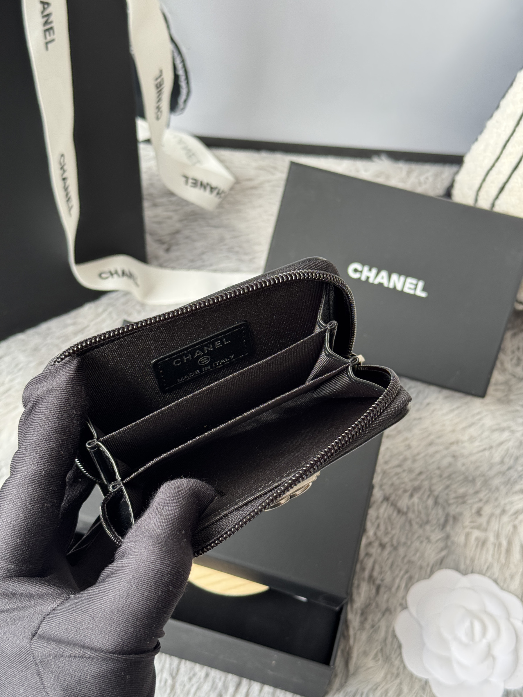 Ch**el boy zip around coin purse wallet a80602 7.5x11cm