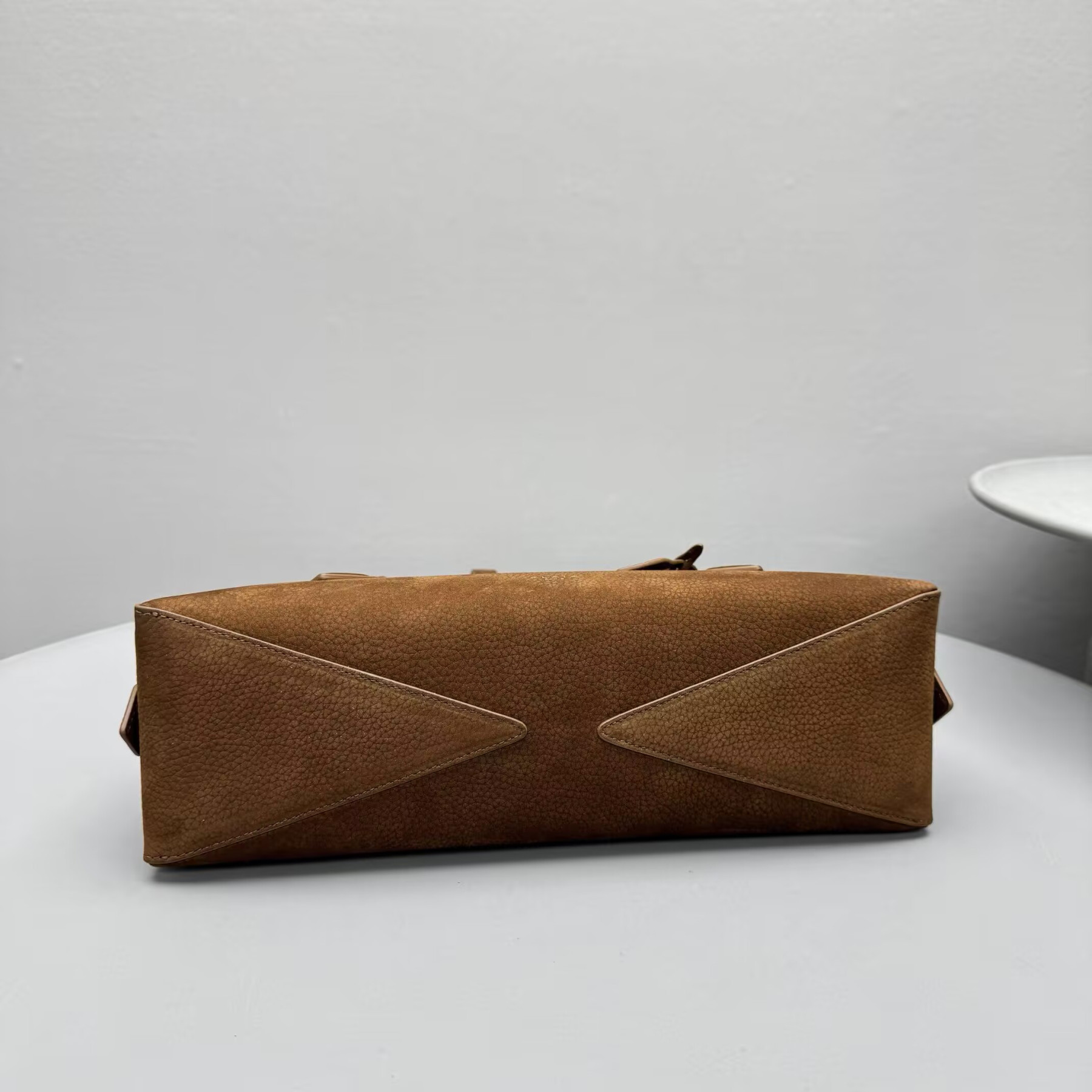 ALAÏA LE TECKEL MEDIUM BAG 33x11x10cm