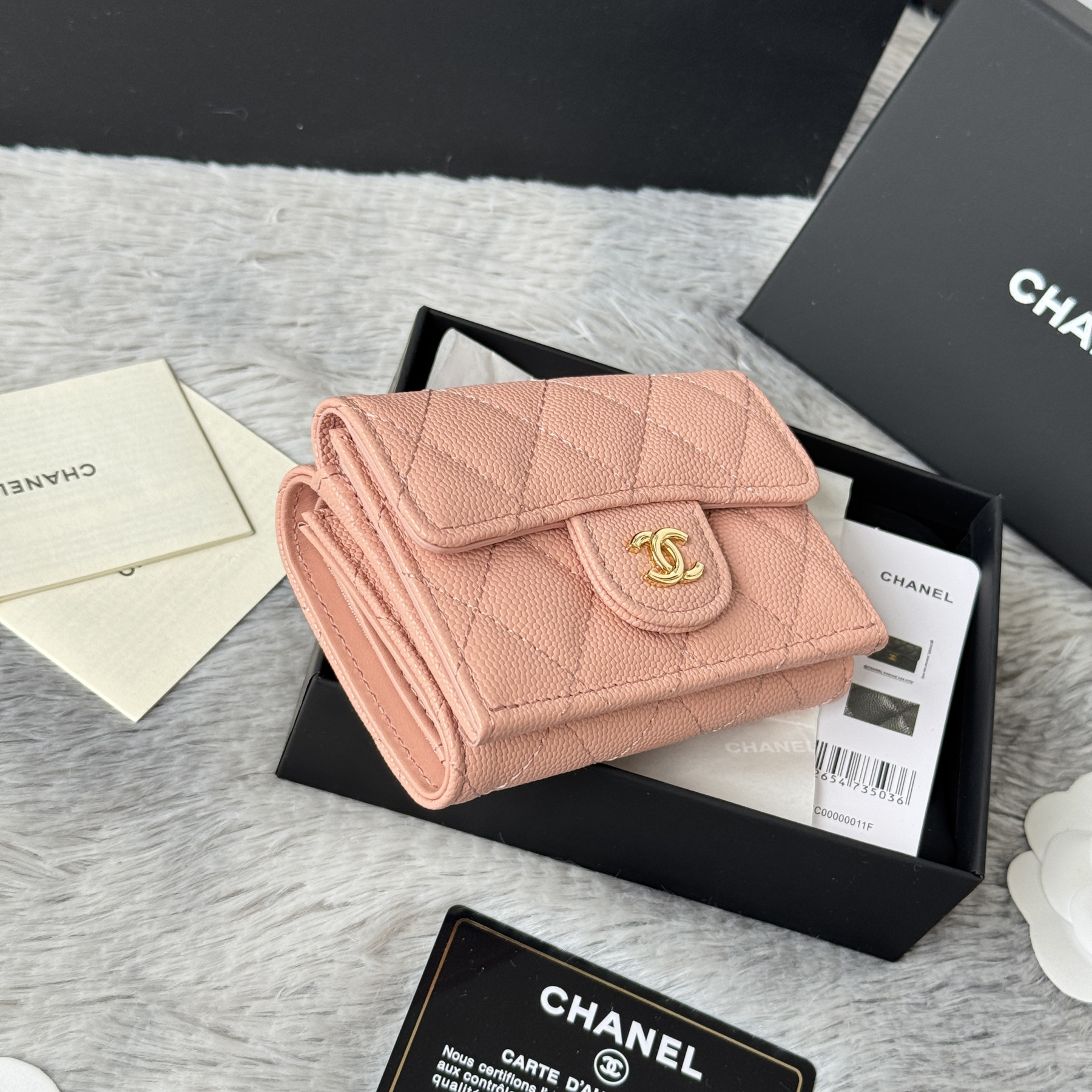 Ch**el card holder 10.5x7.5x3cm