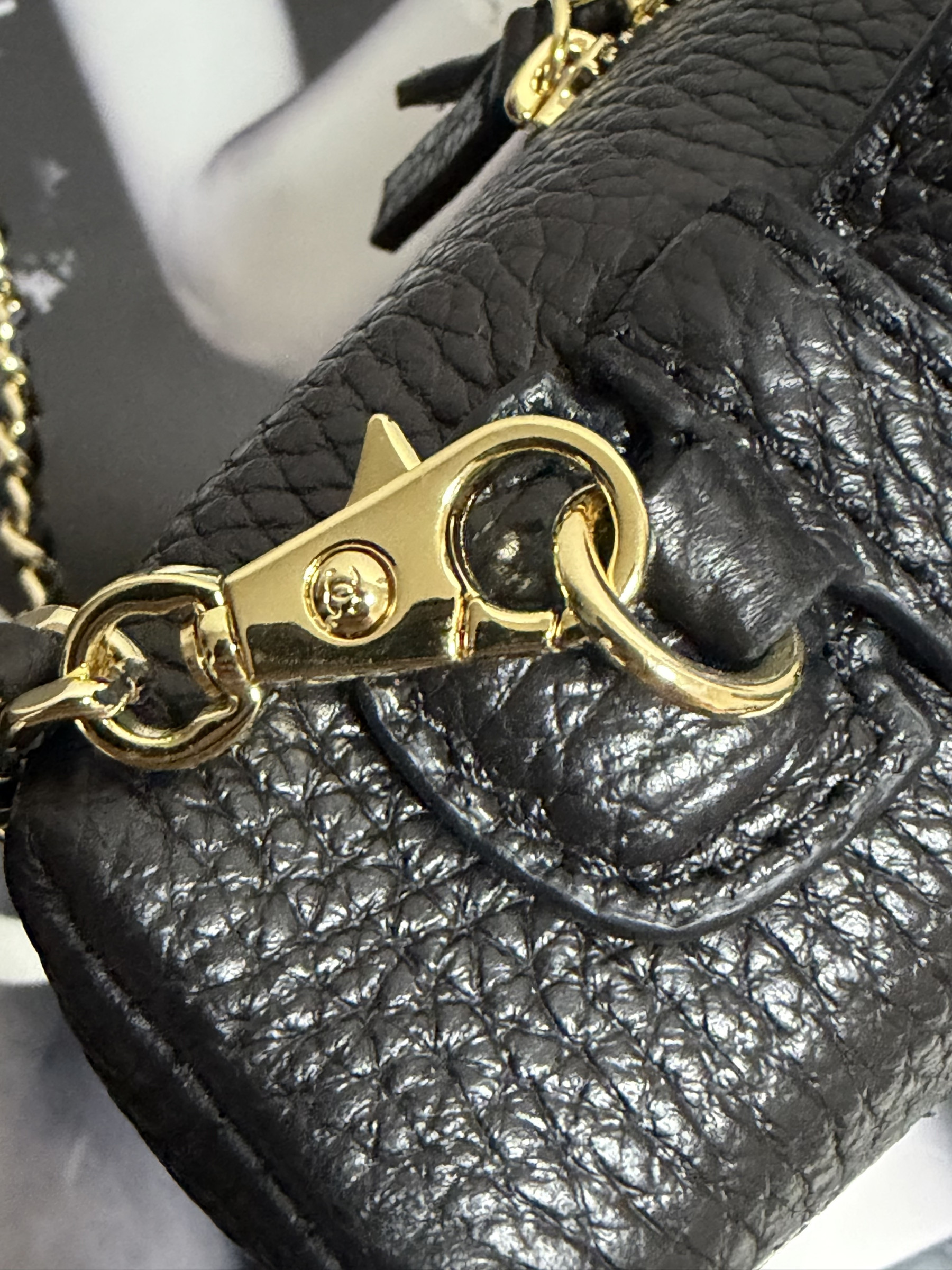 Ch**el classic vanity with chain handbag ap5347 15x23x5cm