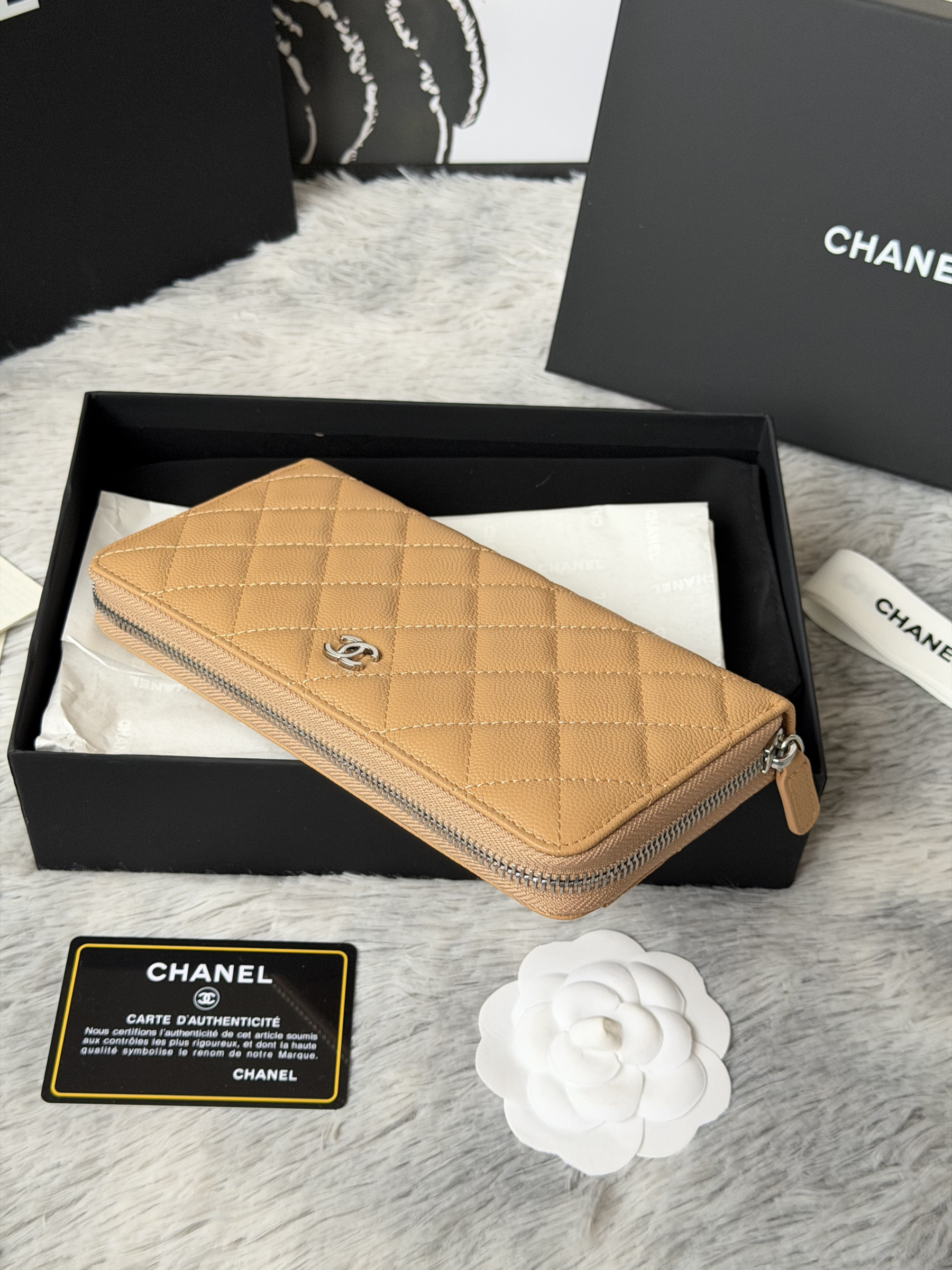 Ch**el zip around wallet 80758 10x19x3cm