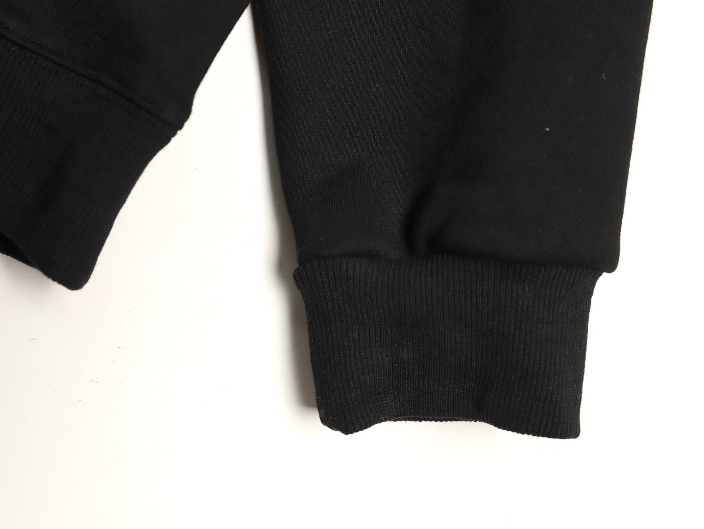 L0vis Vvtt0n LV 25FW Plush Hoodies