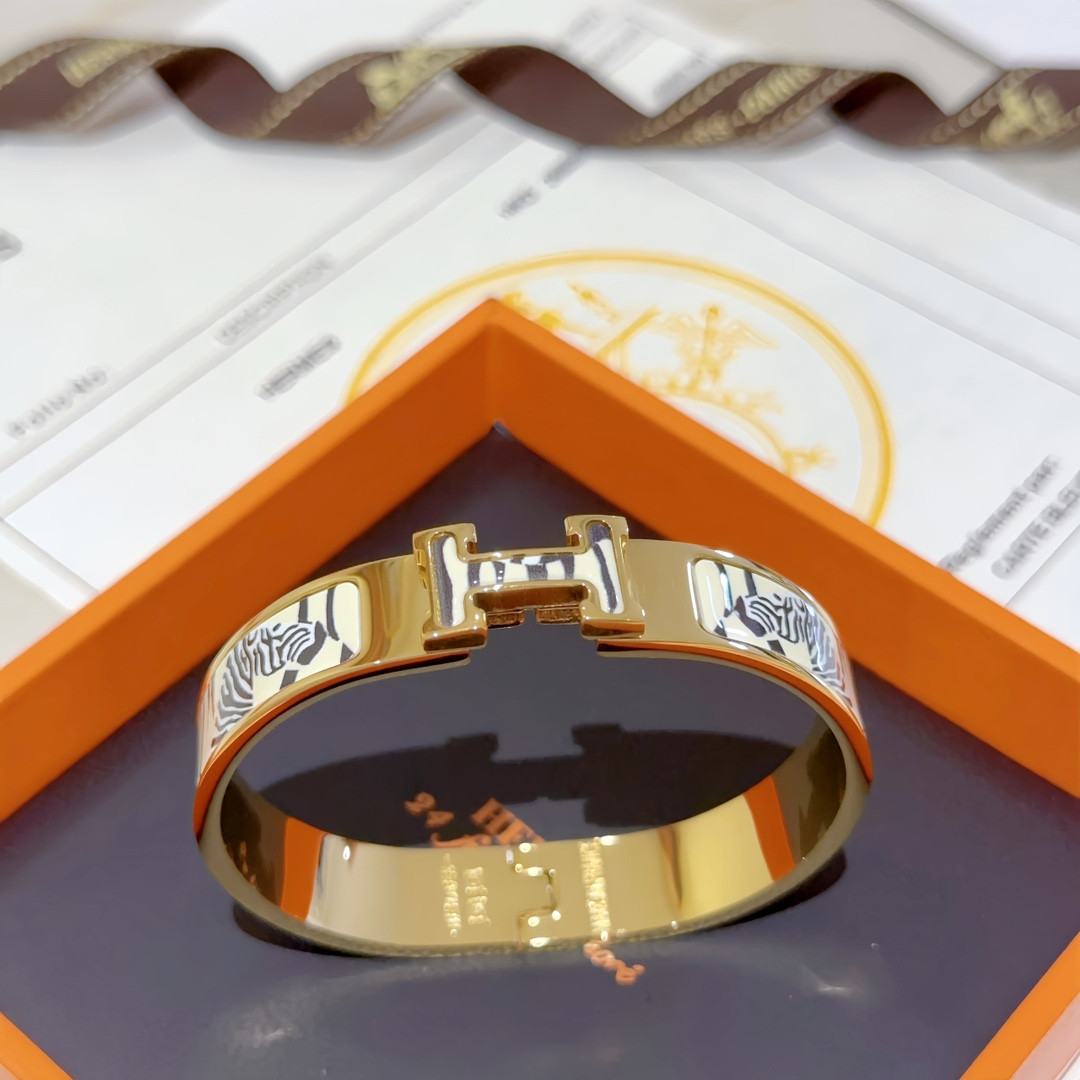 Hermes enamel Bracelet