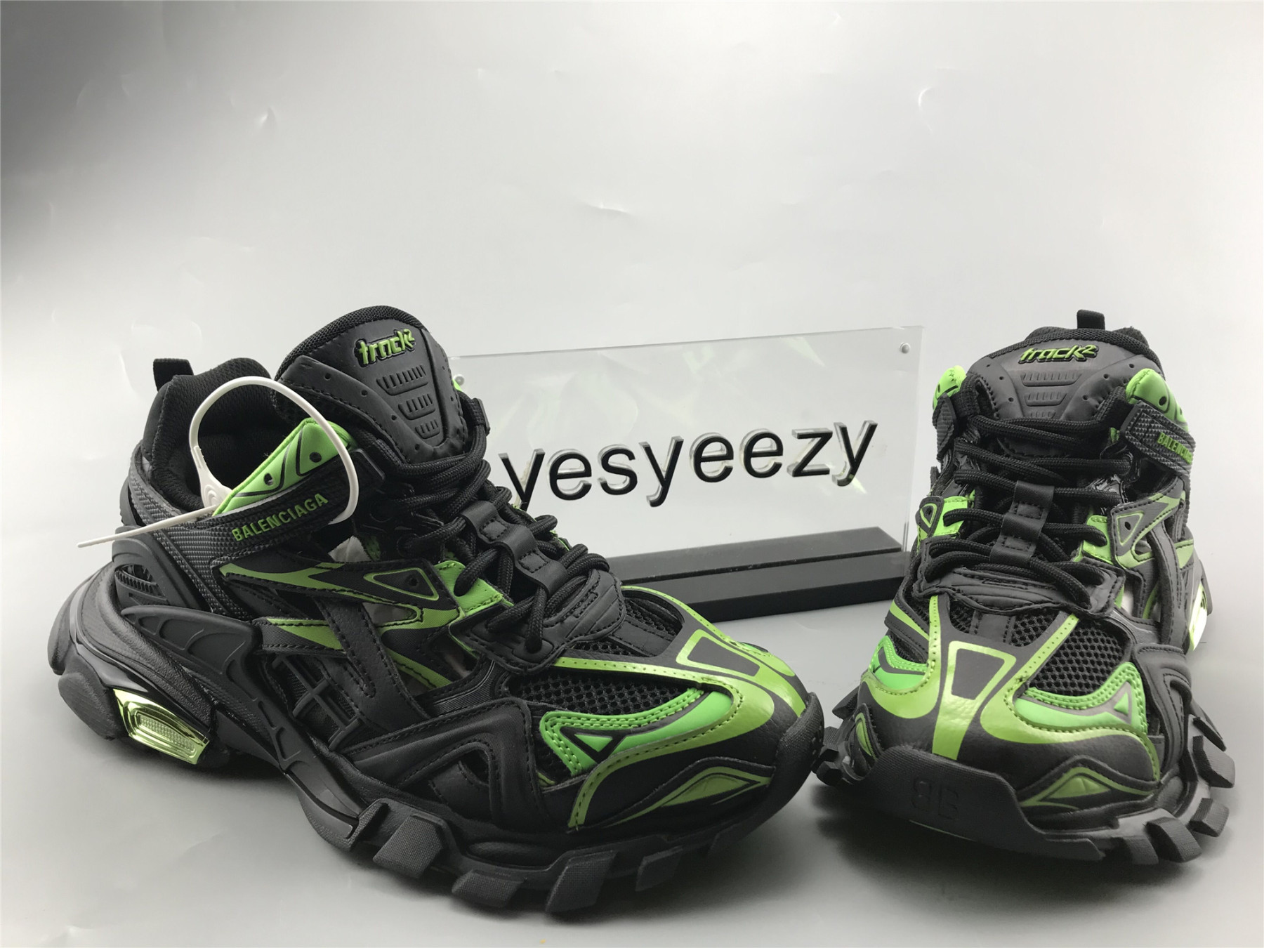 UA TRACK.2 SNEAKER NOIR VERT