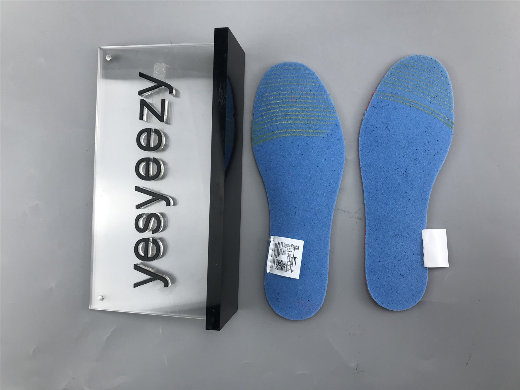 UA NIKE WMNS ZOOM VISTA LITE WHITE