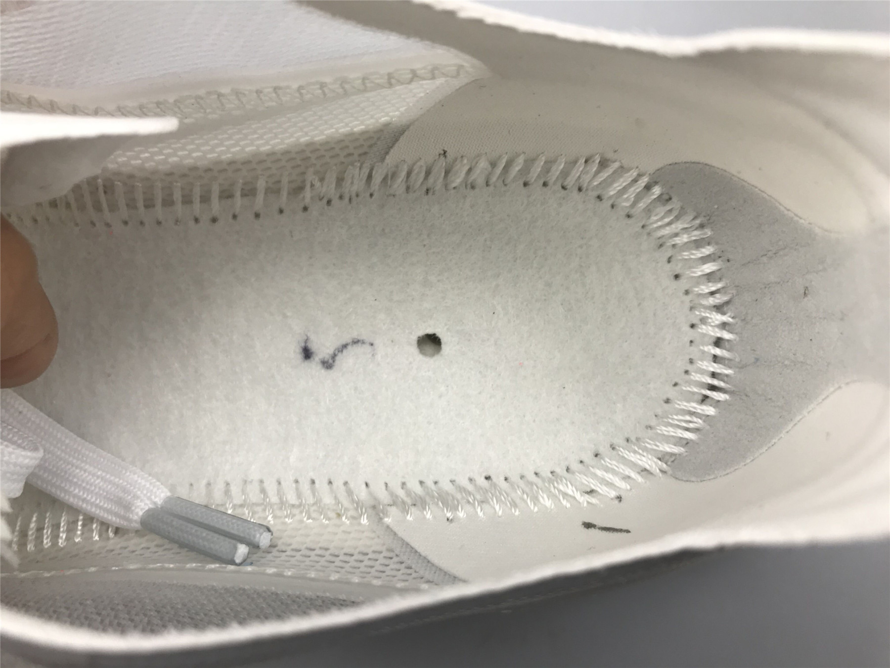 UA NIKE WMNS ZOOM VISTA LITE WHITE