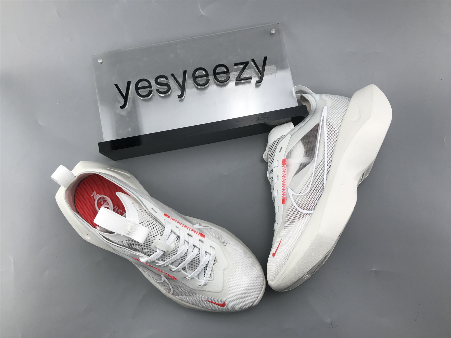 UA NIKE WMNS ZOOM VISTA LITE WHITE