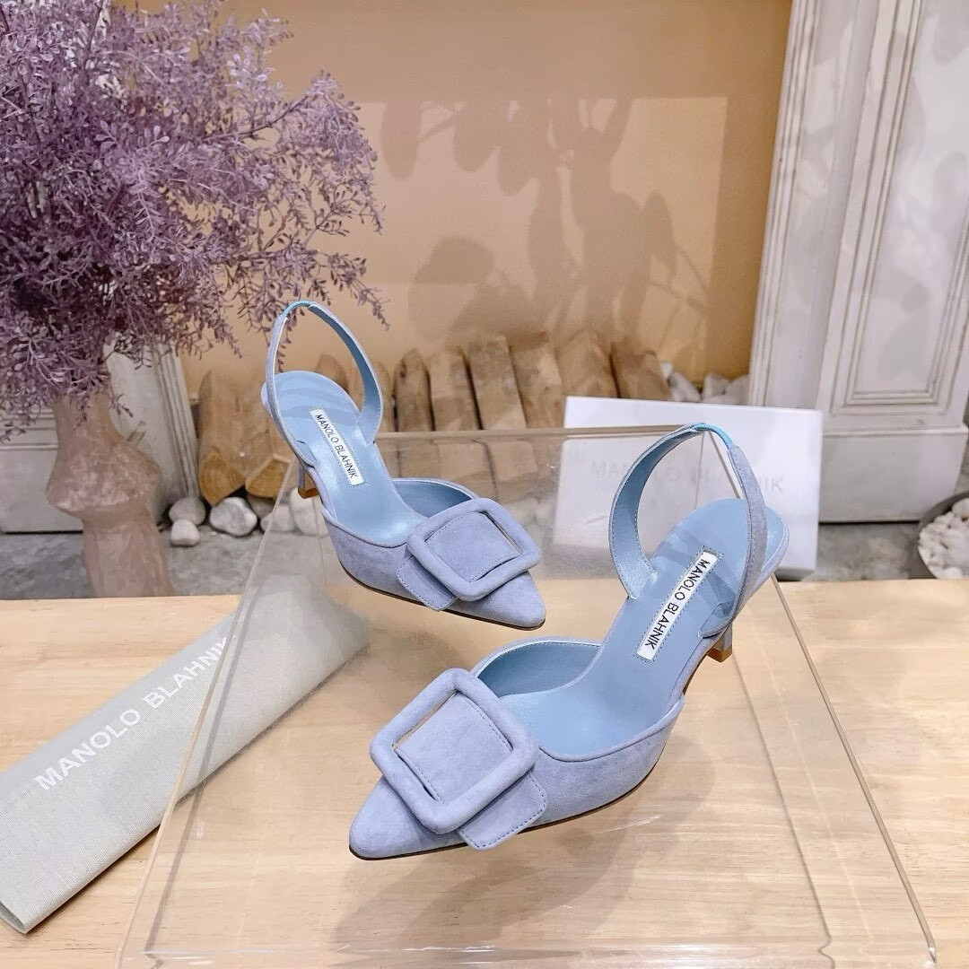 UA Manolo Blahnik MAYSLI Buckle Detail Slingback Pumps
