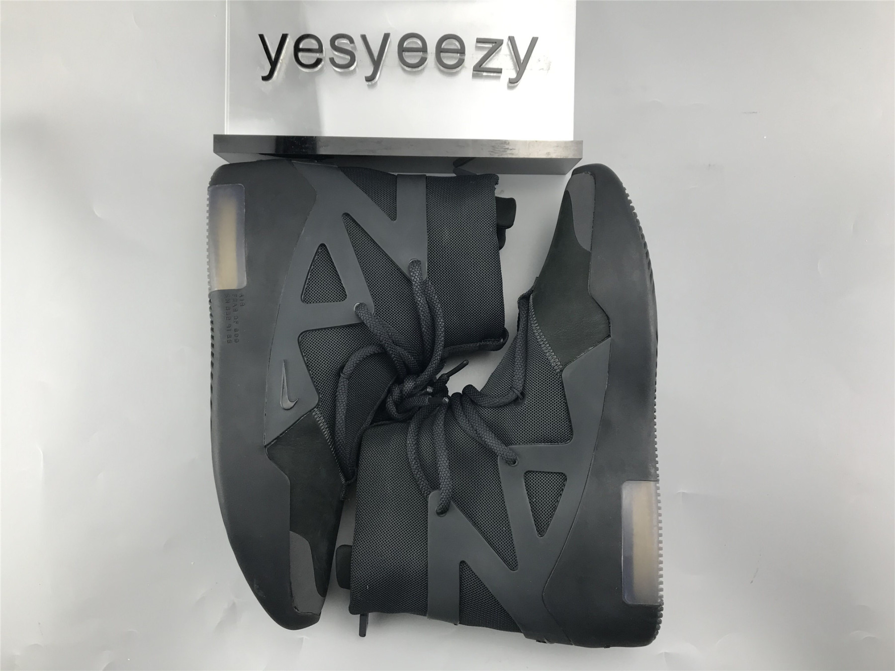UA NIKE AIR FEAR OF GOD 1 TRIPLE BLACK