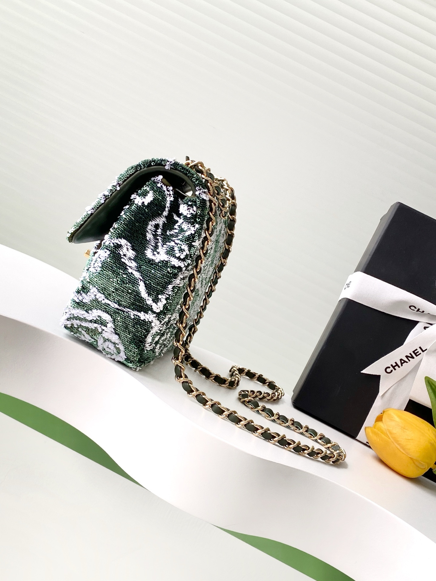 Chanel Flap Bag 14x21x8cm