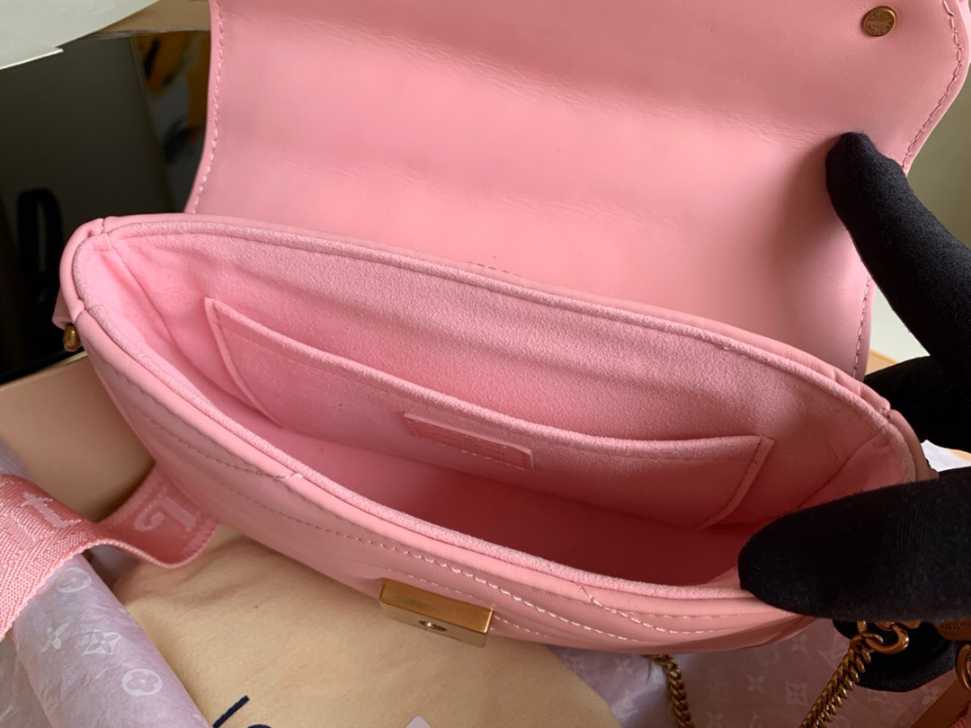 L0vis Vvtt0n NEW WAVE MULTI-POCHETTE M56468