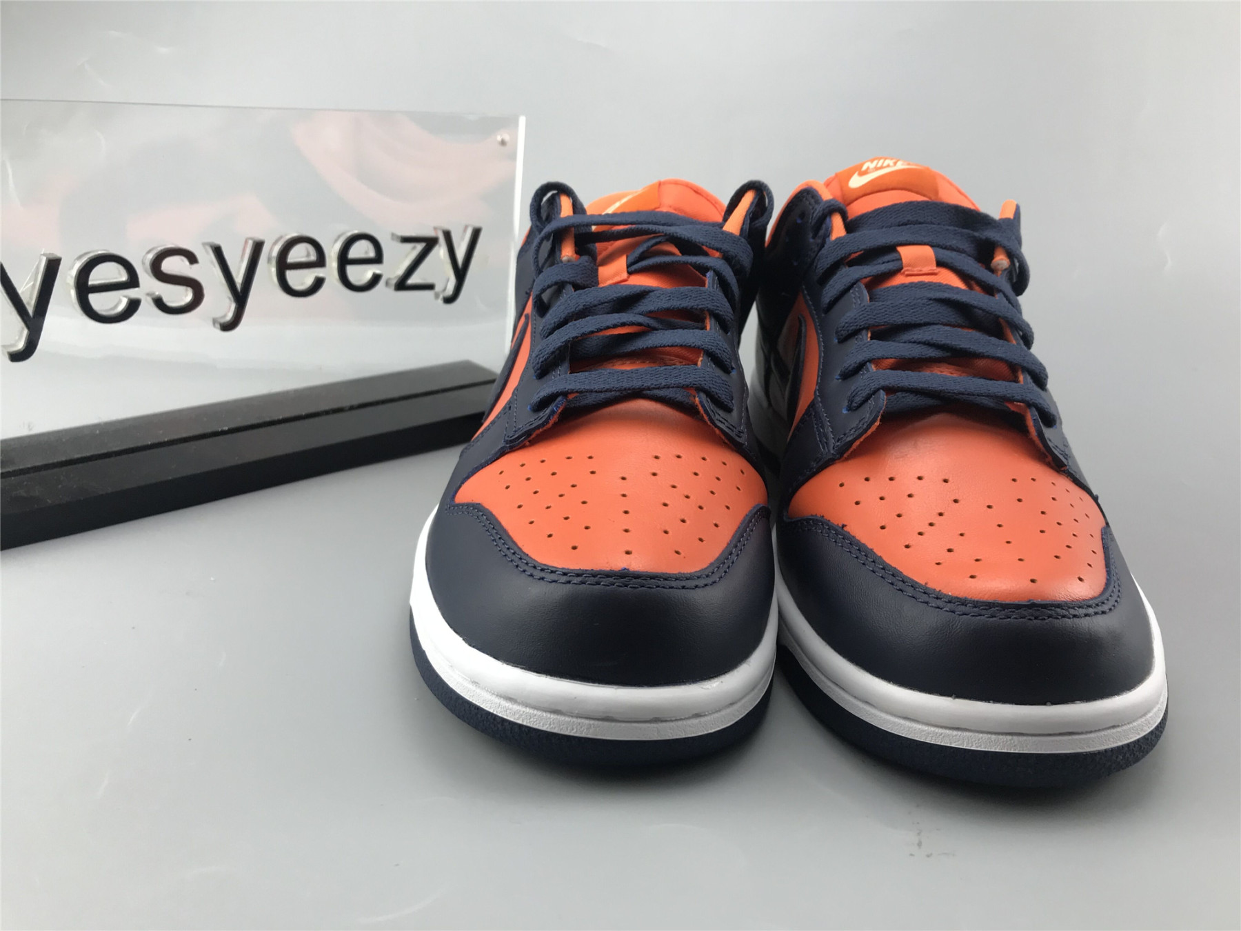 UA NIKE DUNK LOW SP CHAMP COLORS UNIVERSITY ORANGE MARINE