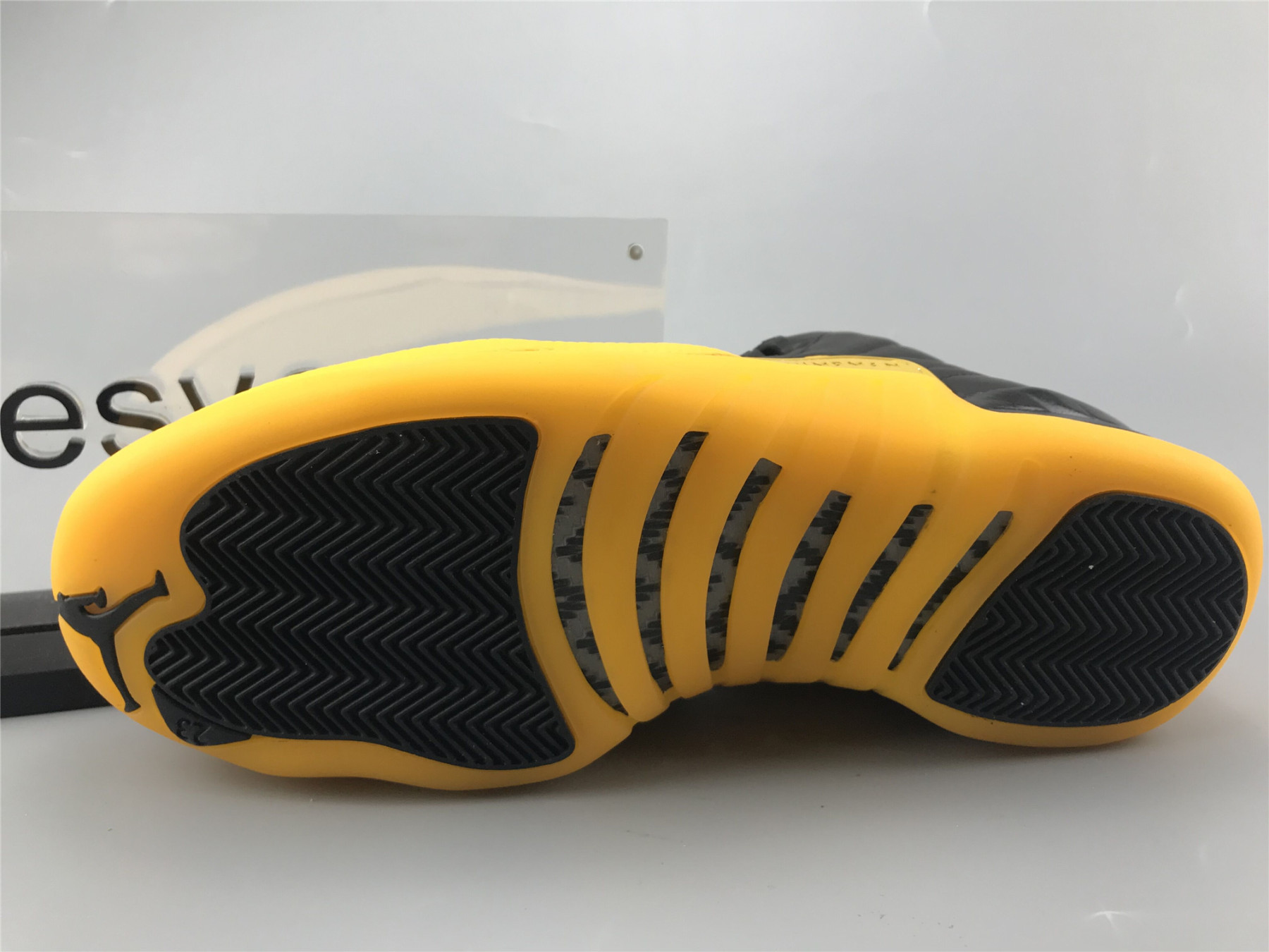 UA AIR JORDAN 12 "UNIVERSITY GOLD"