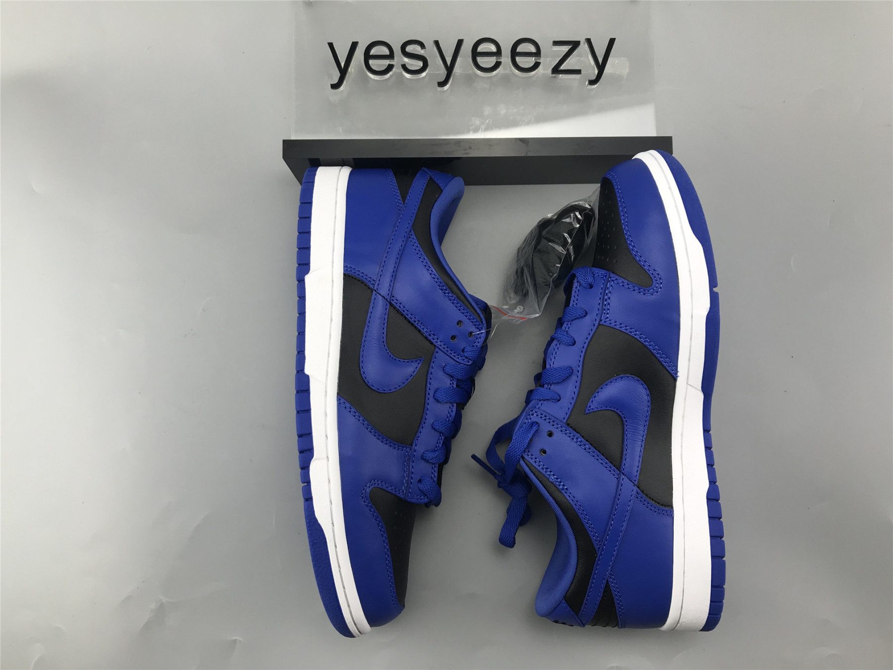 UA NIKE DUNK LOW SP BLACK VARSITY ROYAL