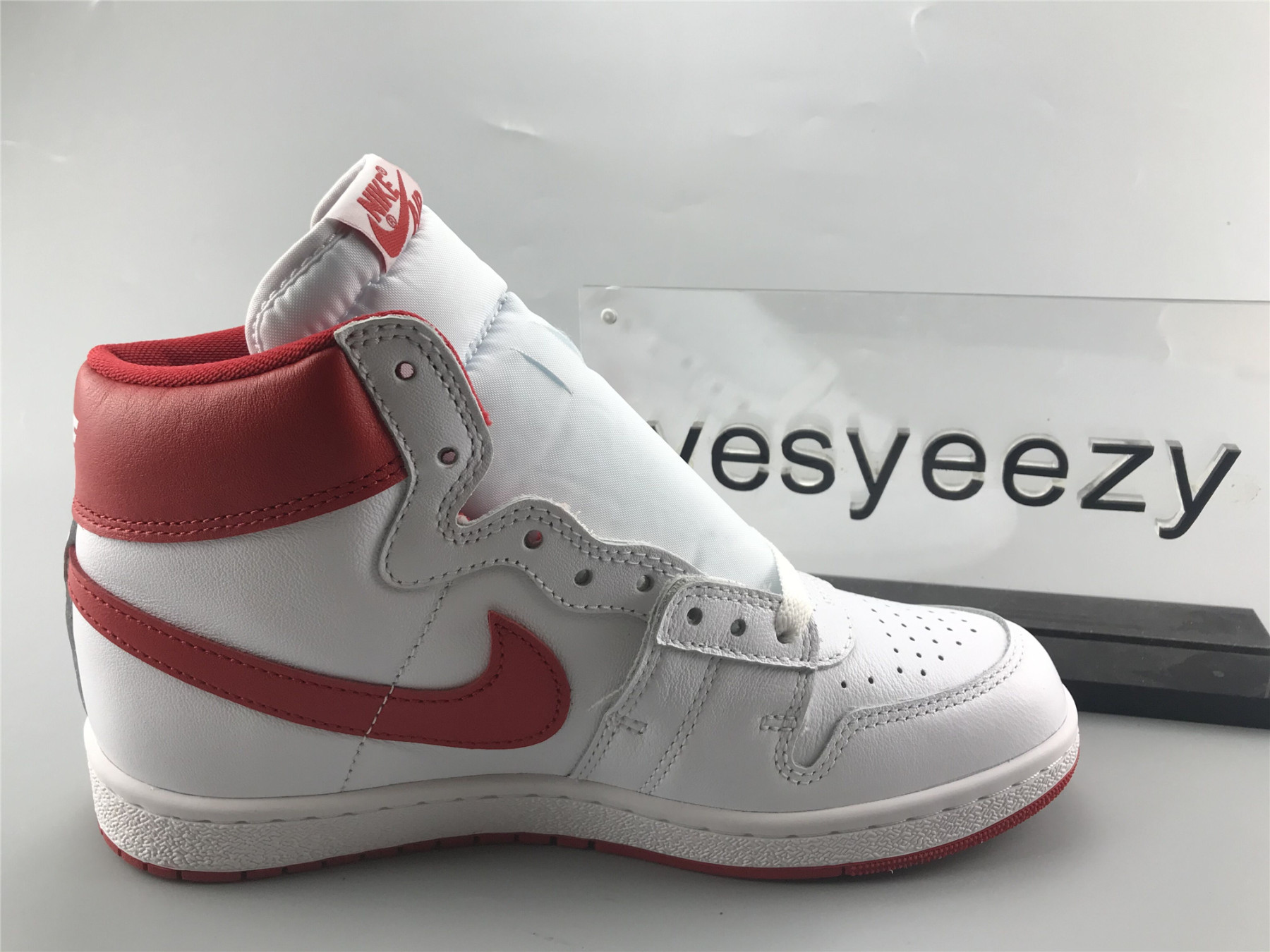 UA AIR JORDAN NEW BEGINNINGS PACK RETRO HIGH 1 & NIKE AIR SHIP