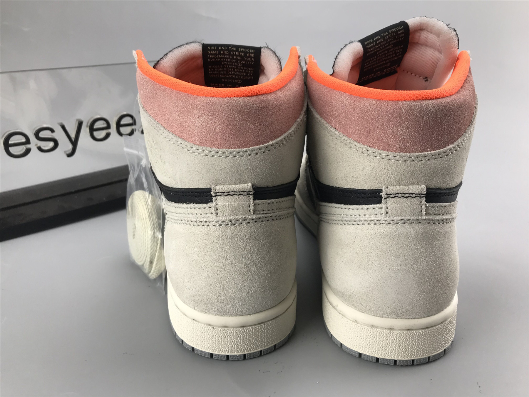 UA AIR JORDAN 1 RETRO HIGH OG 