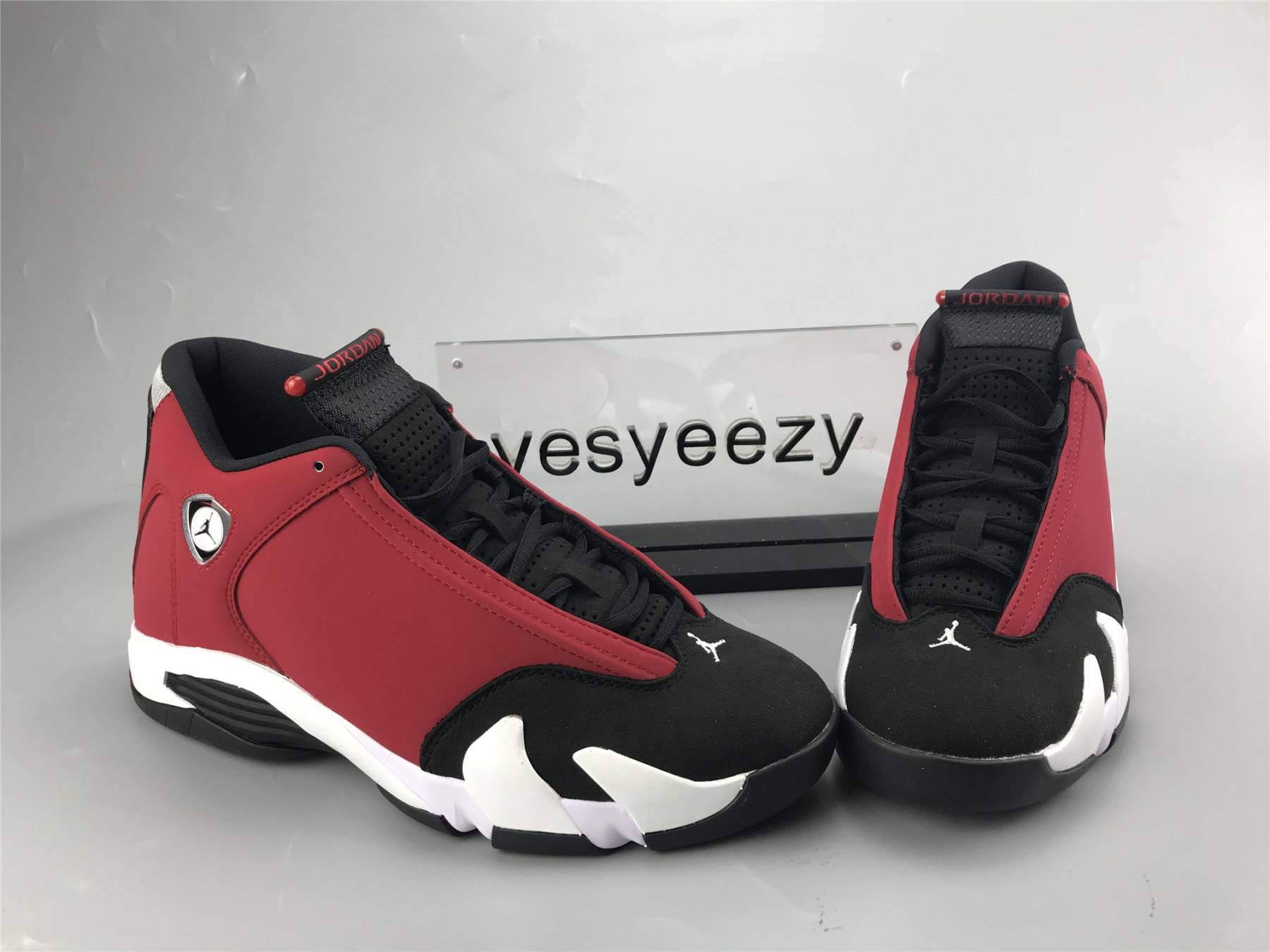 UA AIR JORDAN 14 RETRO 