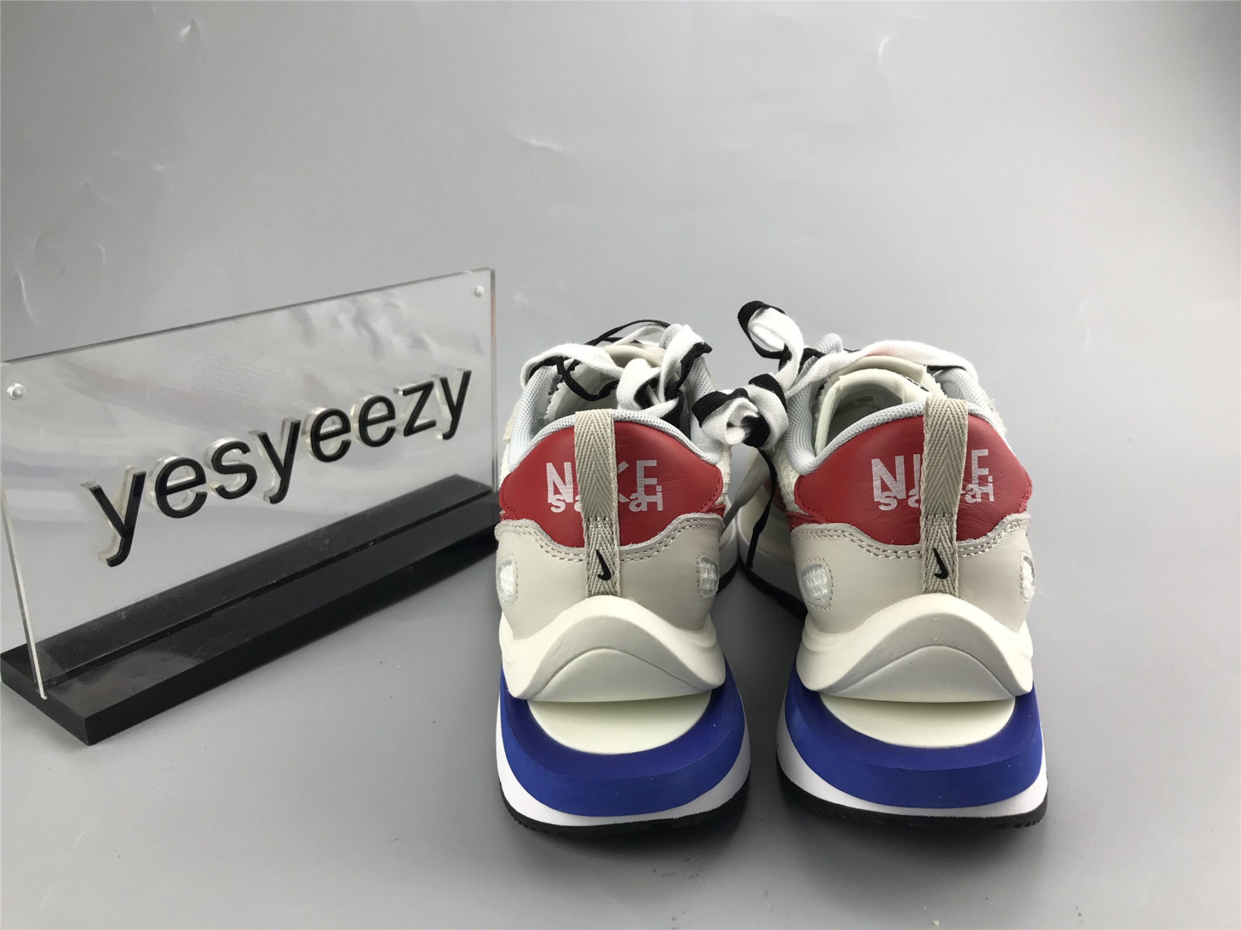 UA NIKE SACAI X VAPORWAFFLE 