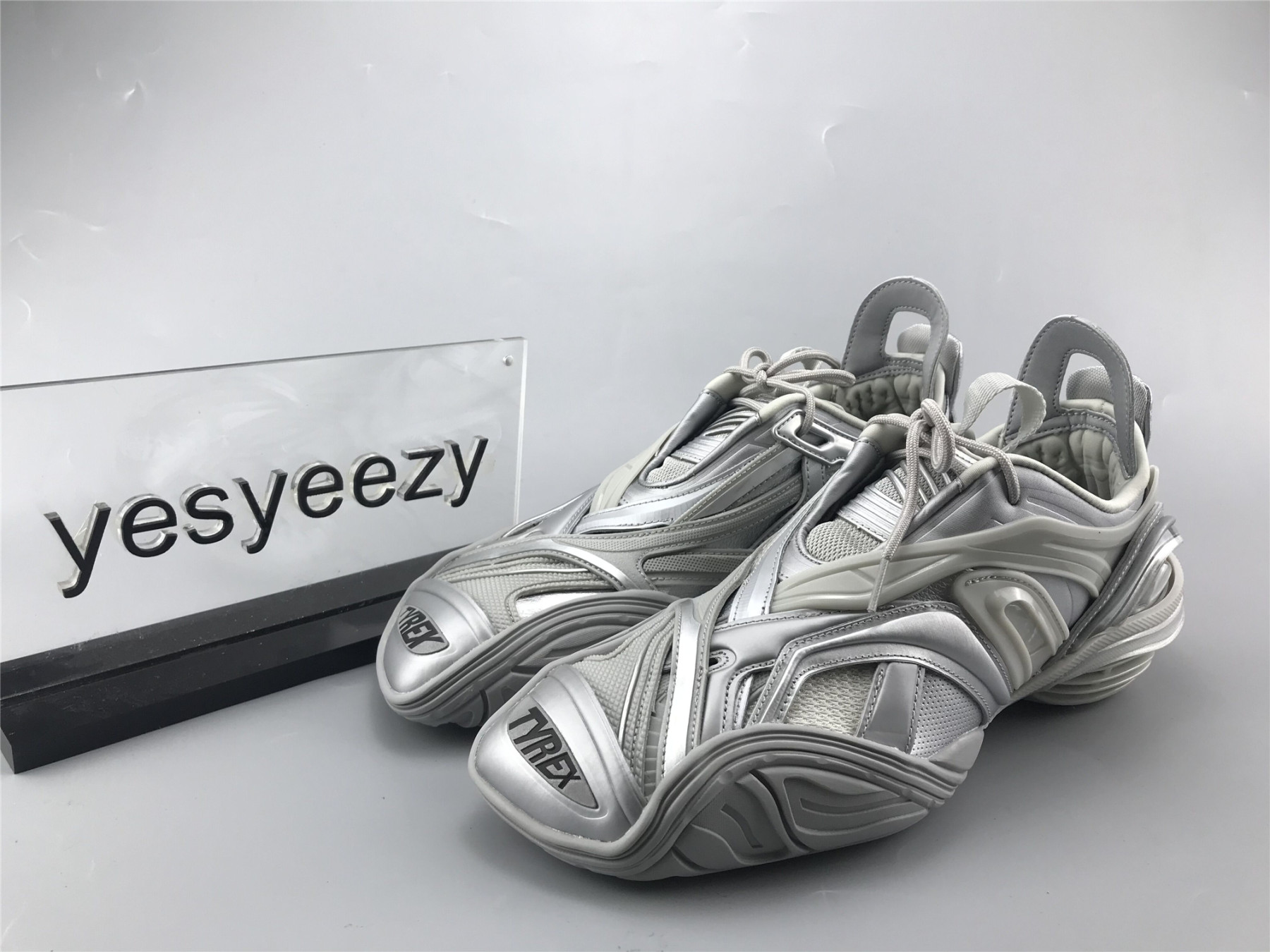 UA TYREX SNEAKER SILVER