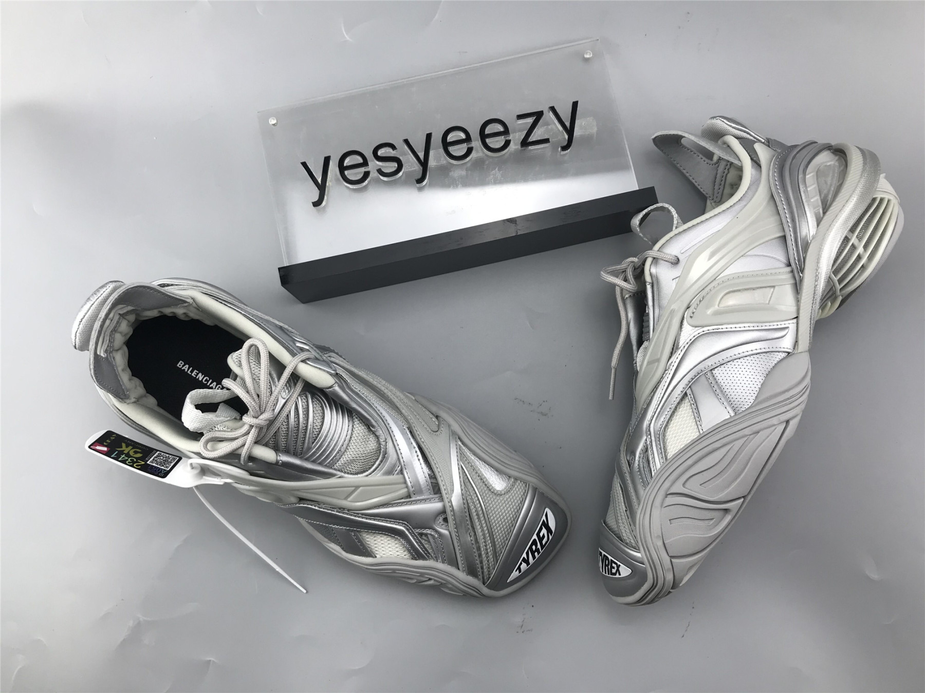 UA TYREX SNEAKER SILVER