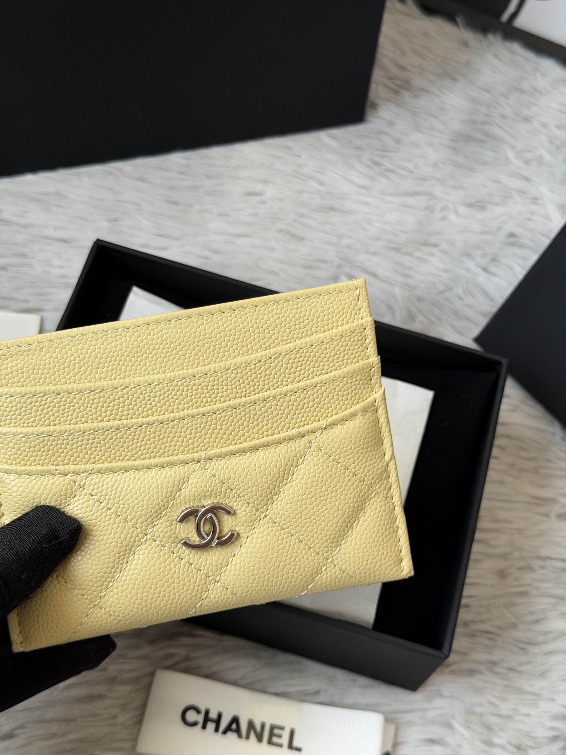 Ch**el card holder as4472 11x10cm