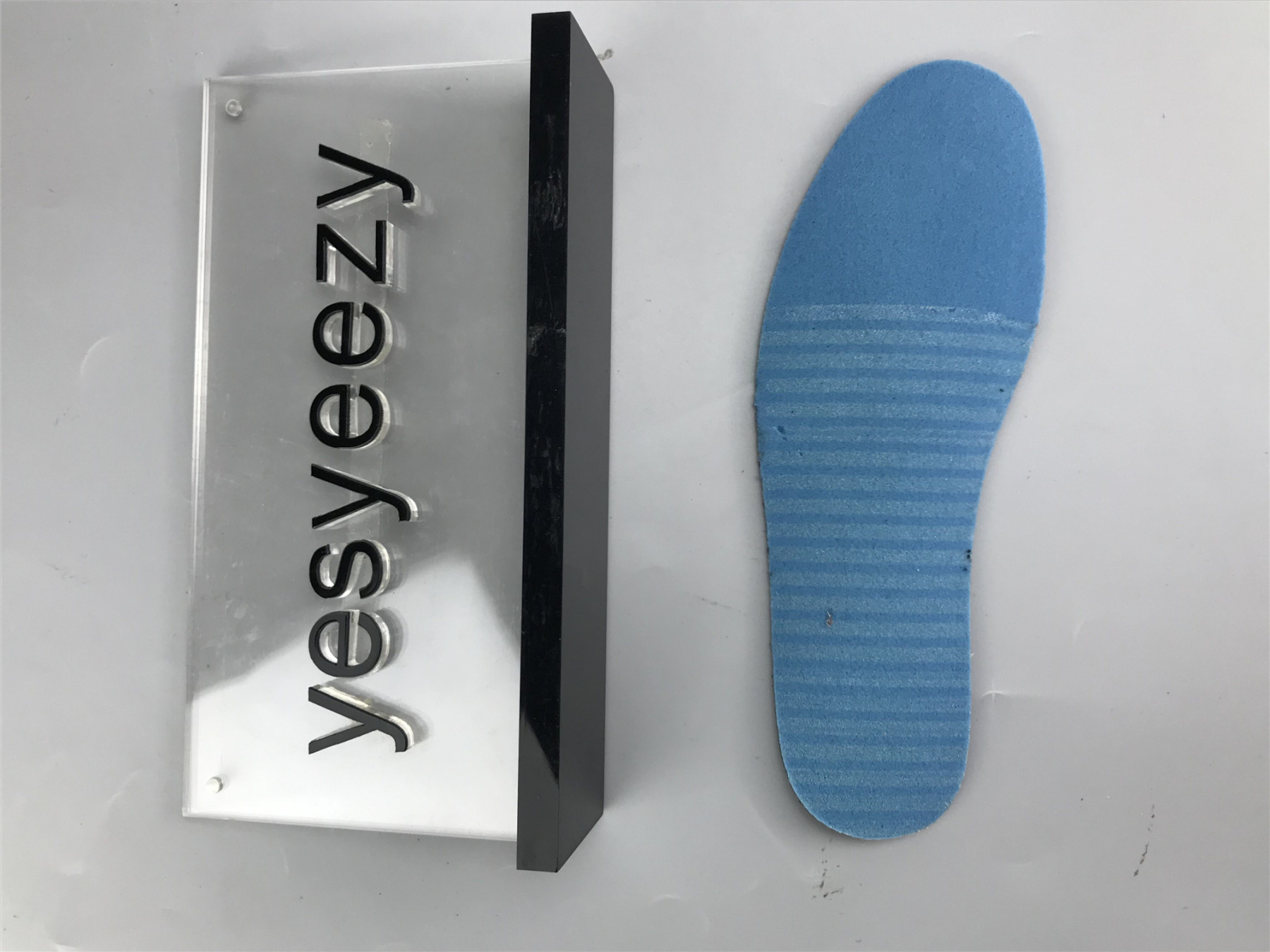 UA AIR JORDAN 1 RETRO HIGH OG BLACK METALLIC GOLD