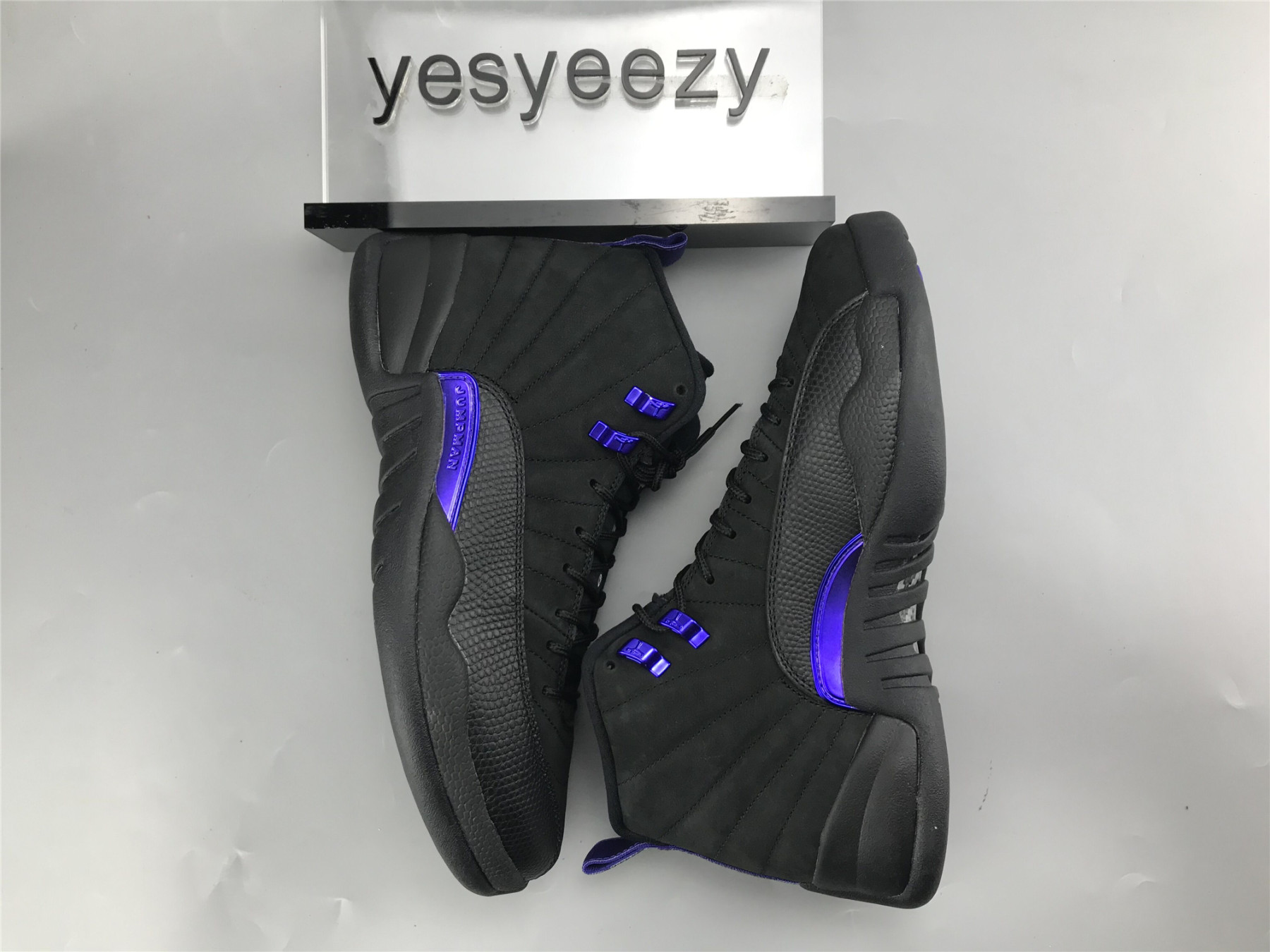 UA AIR JORDAN 12 "DARK CONCORD"