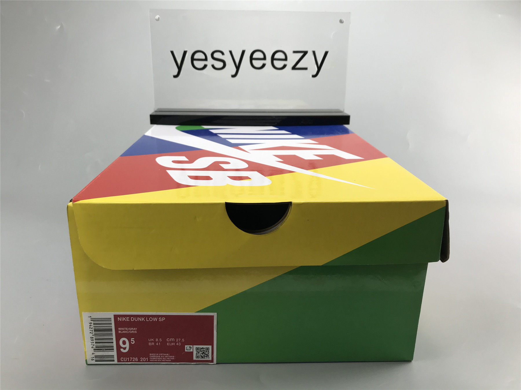 UA NIKE DUNK LOW WMNS "PHOTON DUST"