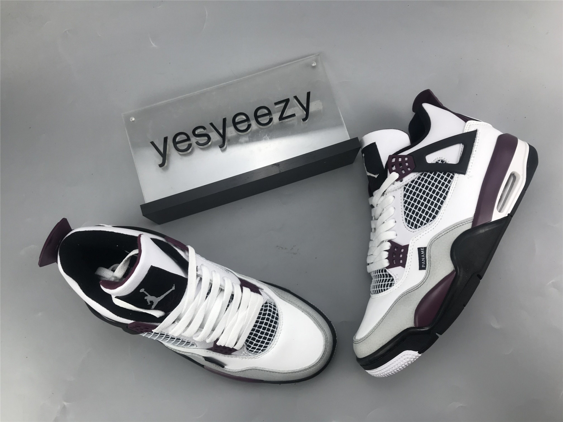 UA PARIS SAINT-GERMAIN X AIR JORDAN 4 RETRO