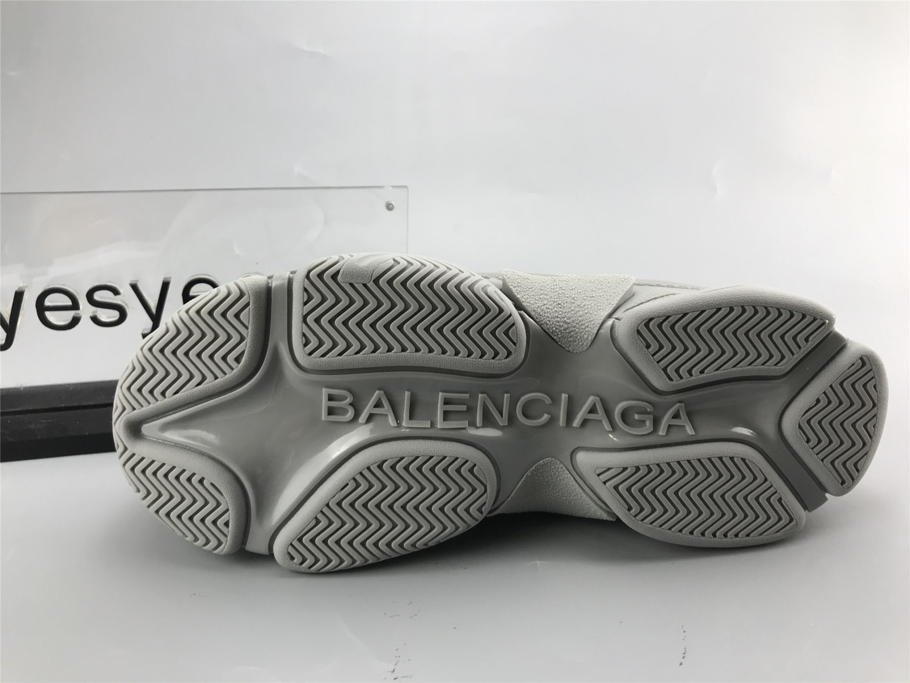 UA TRIPLE S SNEAKER ALLOVER LOGO GREY BLACK