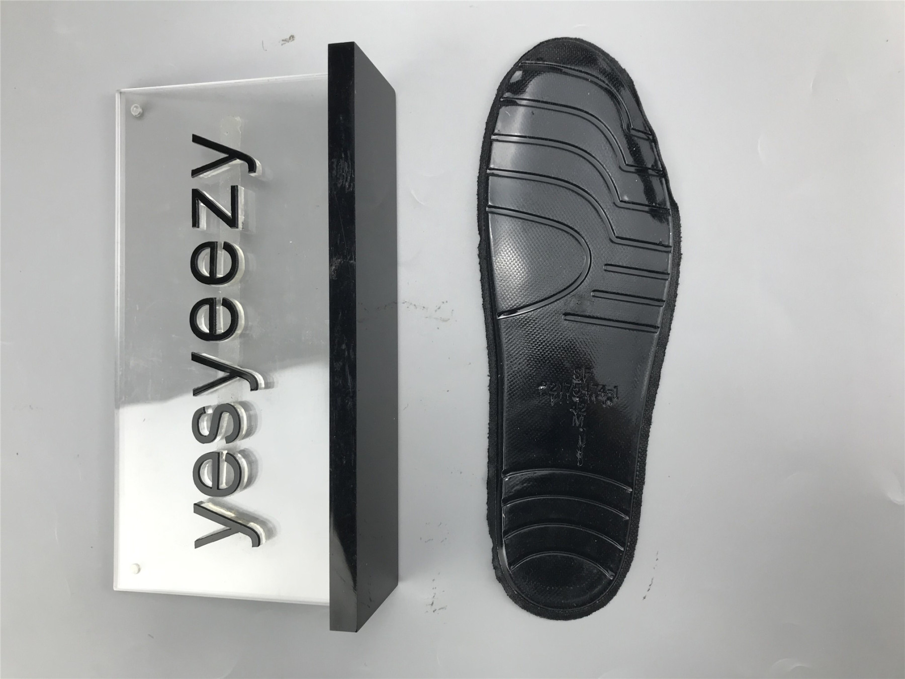 UA TRACK 2 TRAINER BLACK WHITE