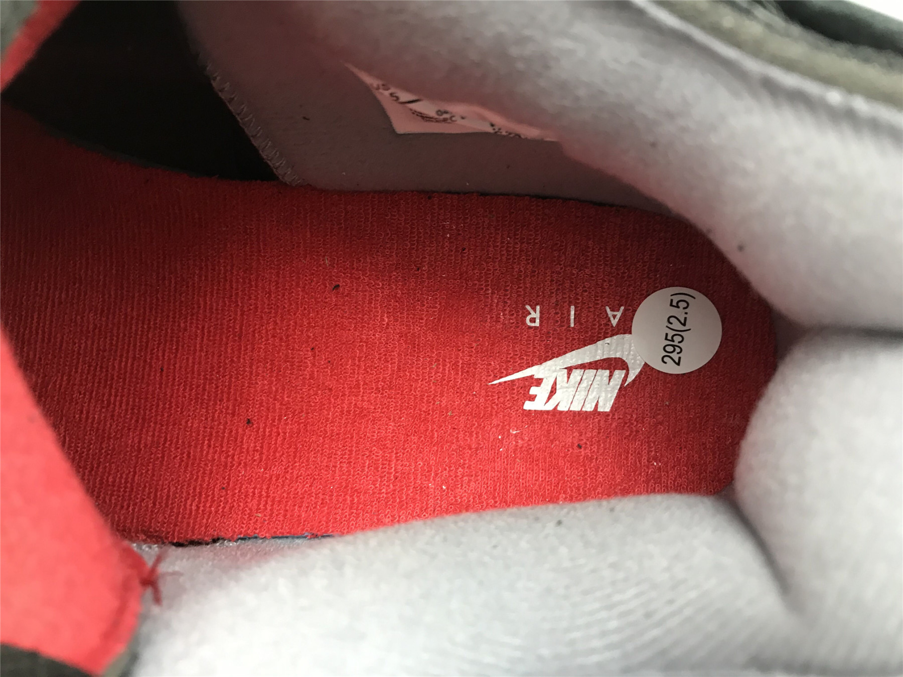 UA OFF-WHITE AIR JORDAN 4 BRED