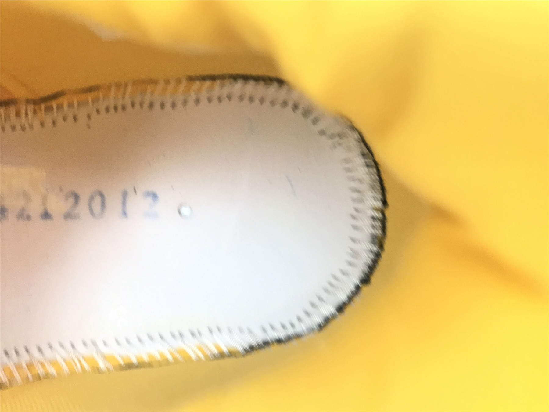 UA NIKE OFF-WHITE X AIR RUBBER DUNK UNIVERSITY GOLD