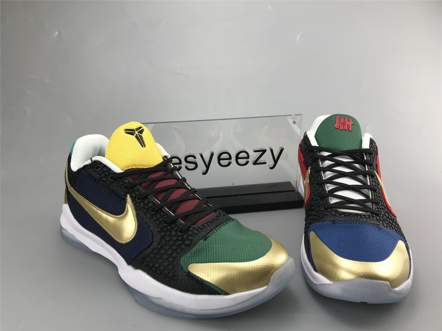 UA NIKE UNDEFEATED X ZOOM KOBE 5 PROTRO SPECIAL BOX 