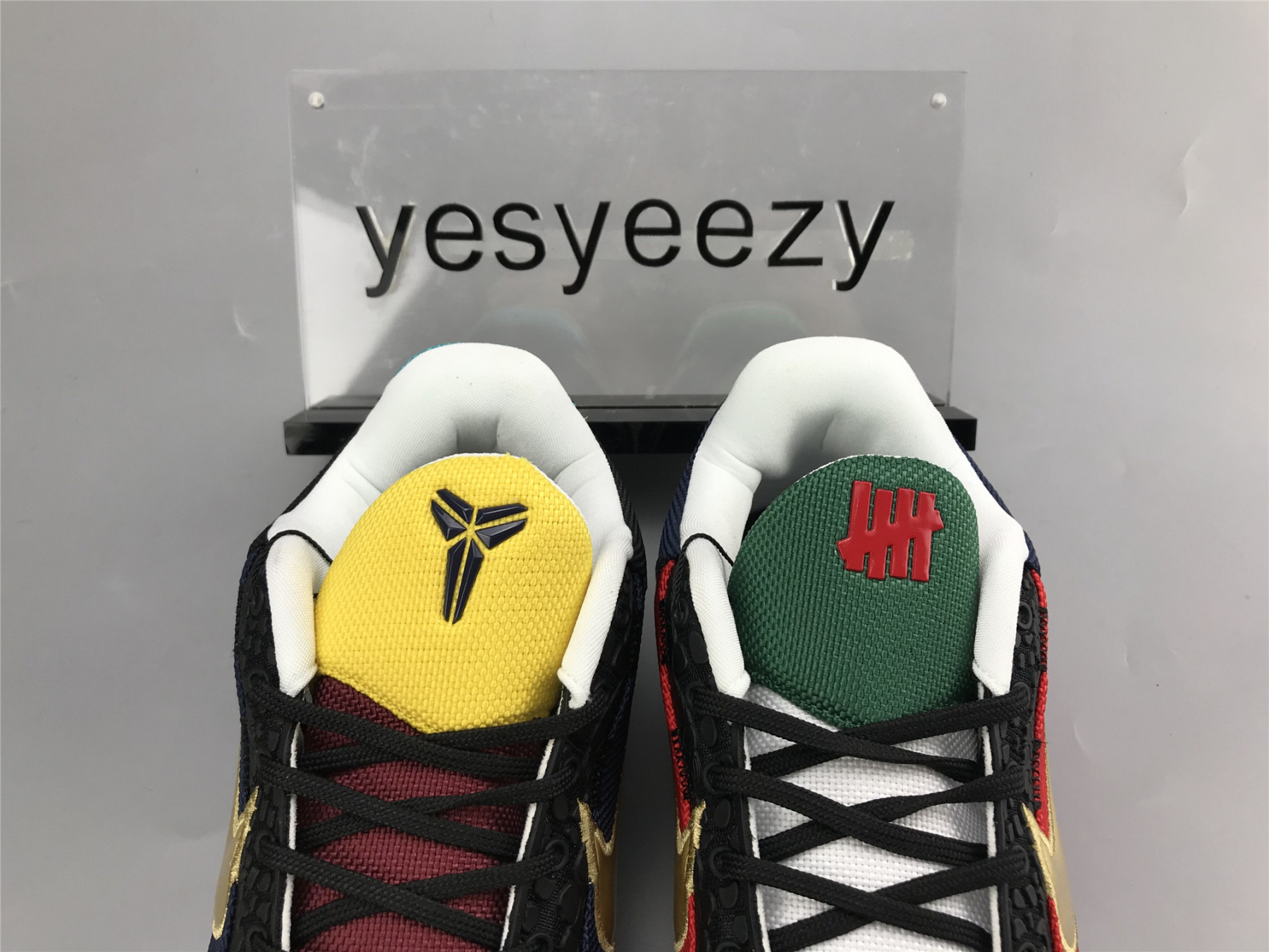 UA NIKE UNDEFEATED X ZOOM KOBE 5 PROTRO SPECIAL BOX 