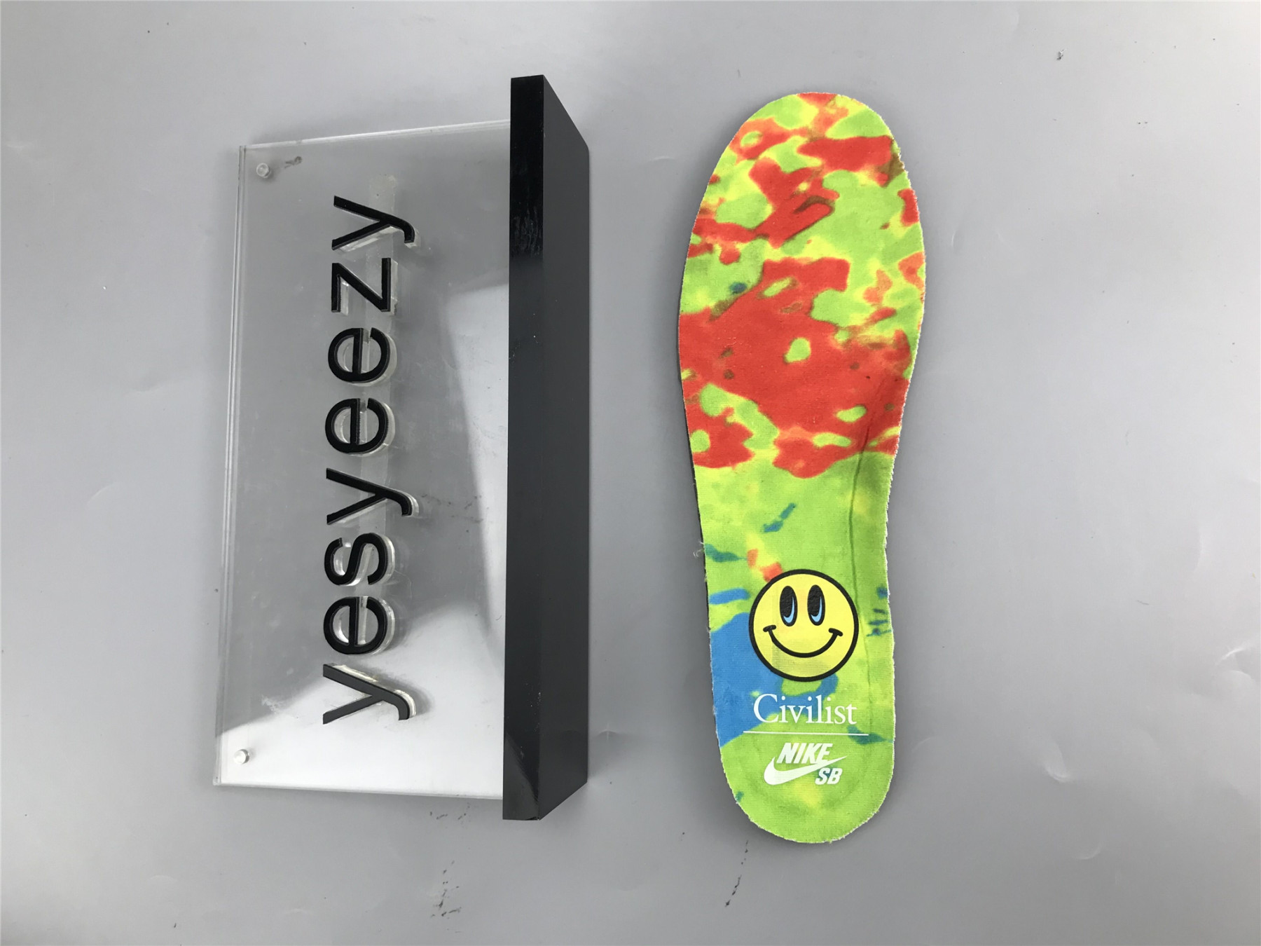 UA NIKE DUNK LOW PRO SB 