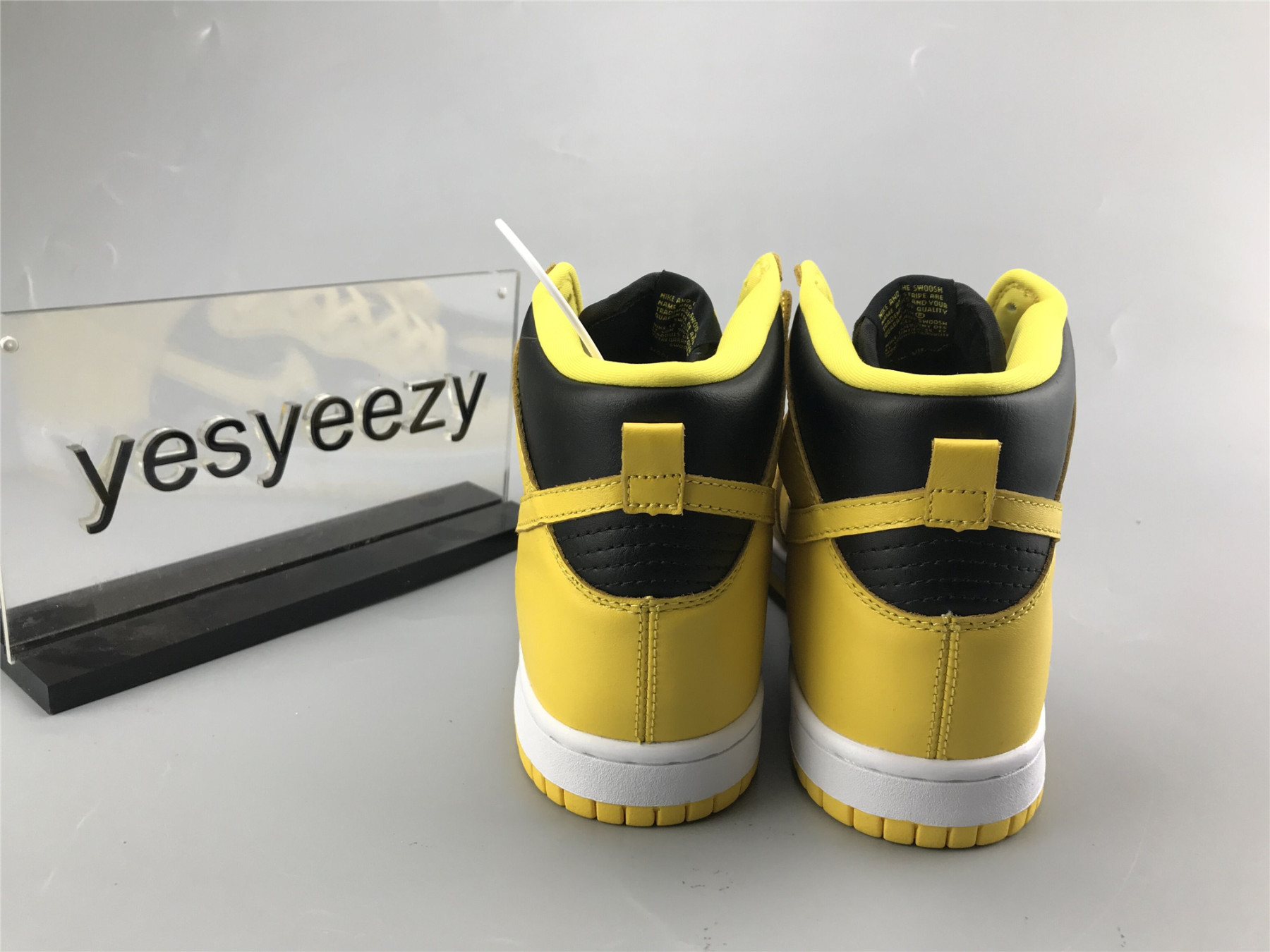 UA NIKE DUNK HIGH SP 