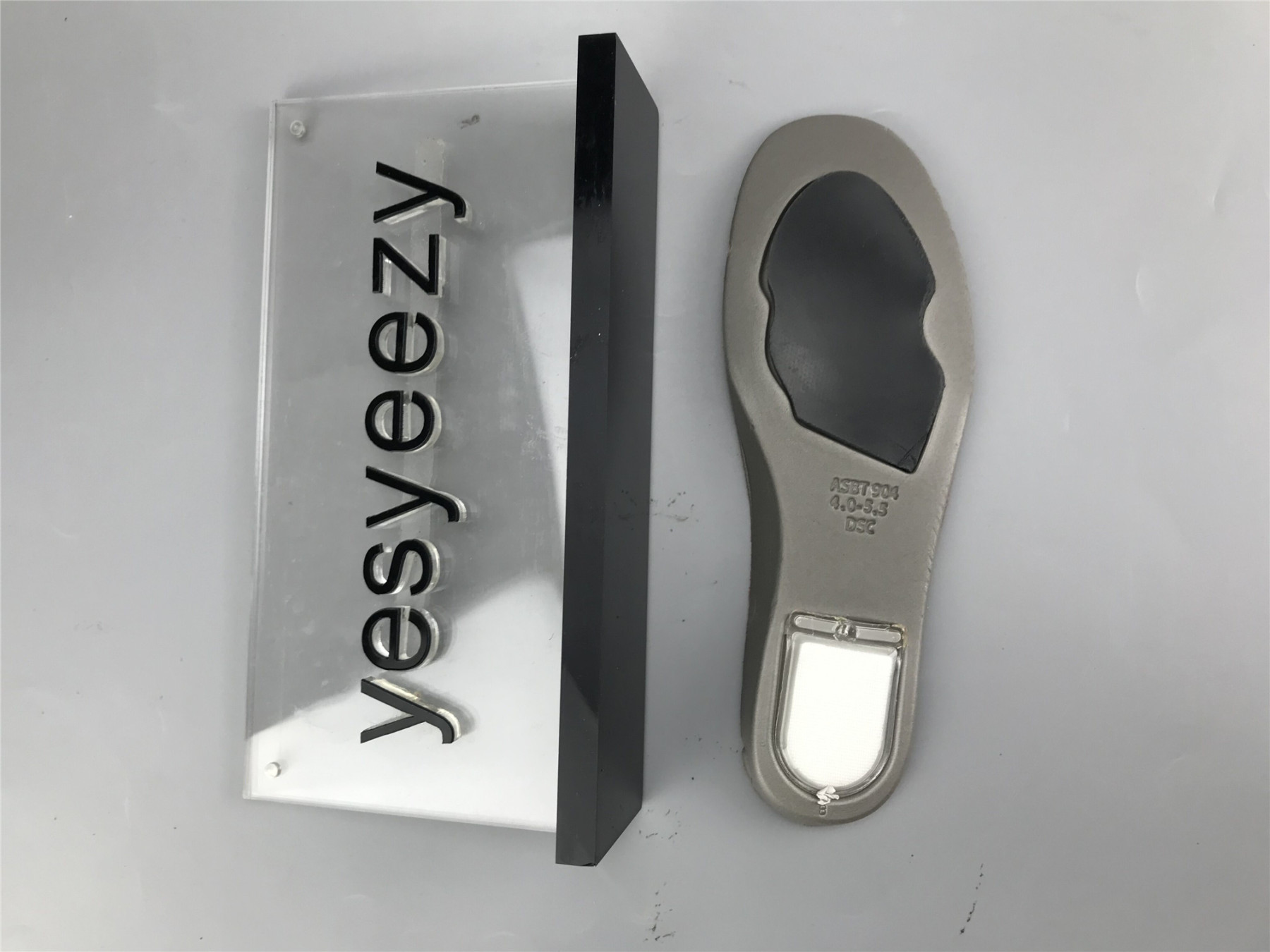 UA WMNS NIKE DUNK LOW ELITE SB