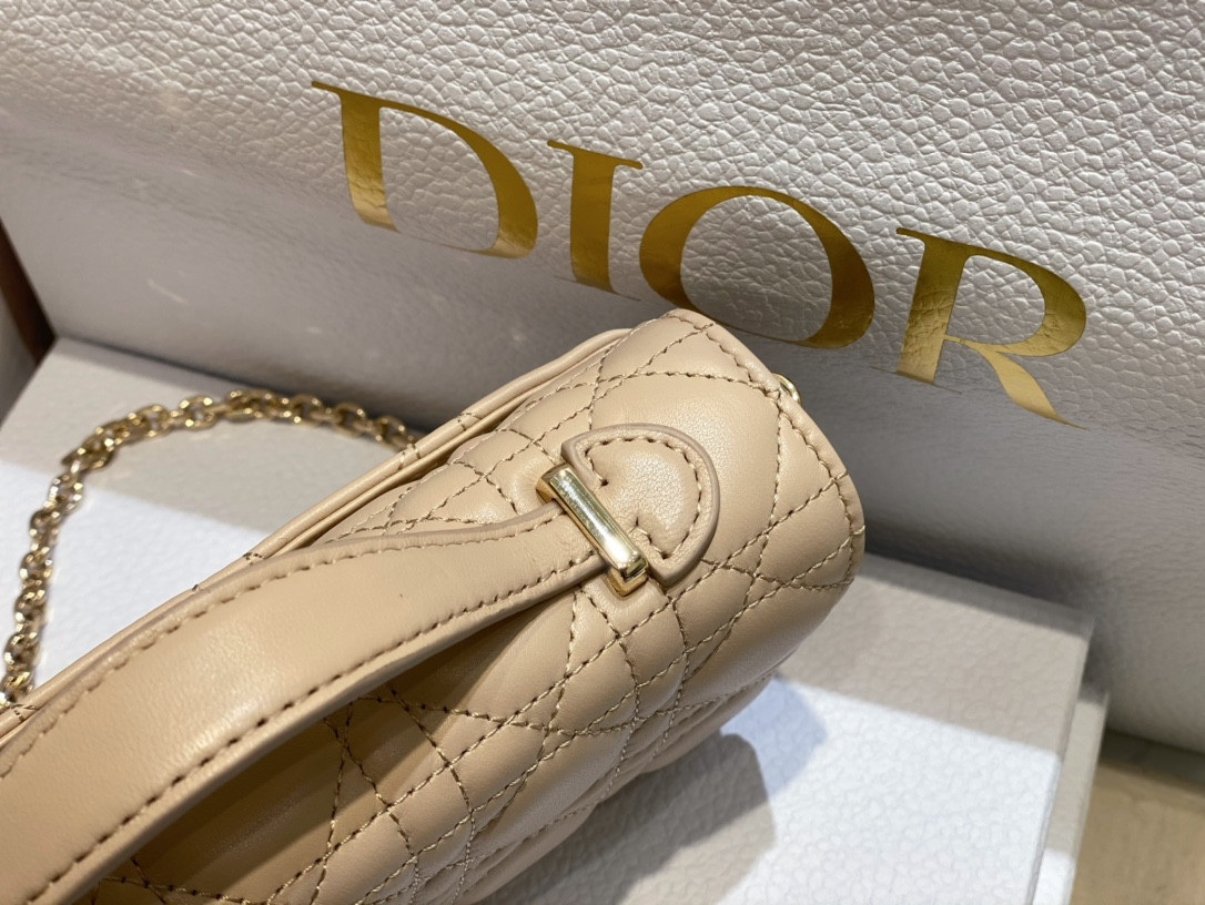 MISS D10r Mini Handbag Beige Cannage Woven Pattern Lambskin S0980ONMJ-M116 21 x 11.5 x 4.5 cm