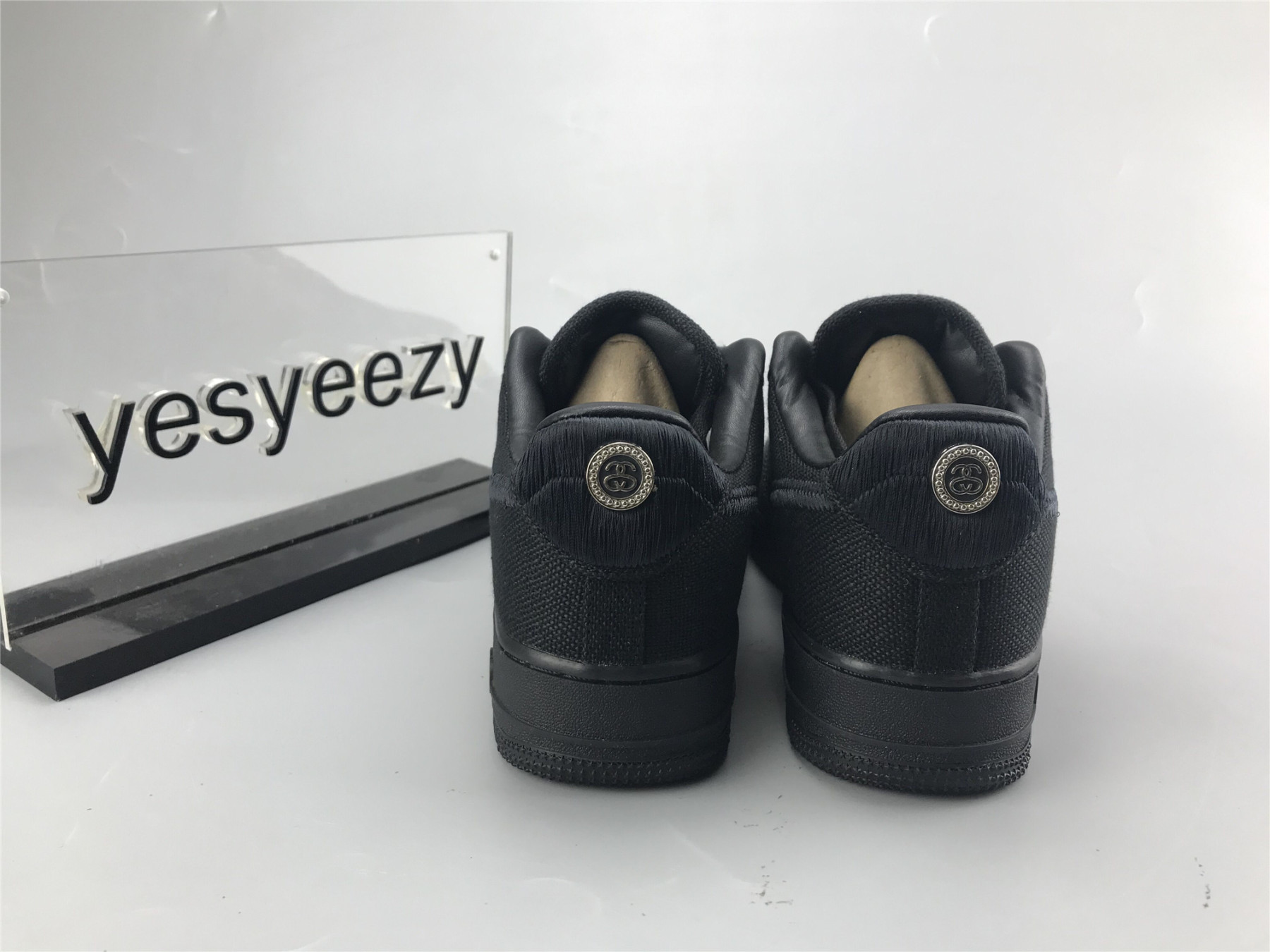 UA NIKE STUSSY X AIR FORCE 1 LOW 