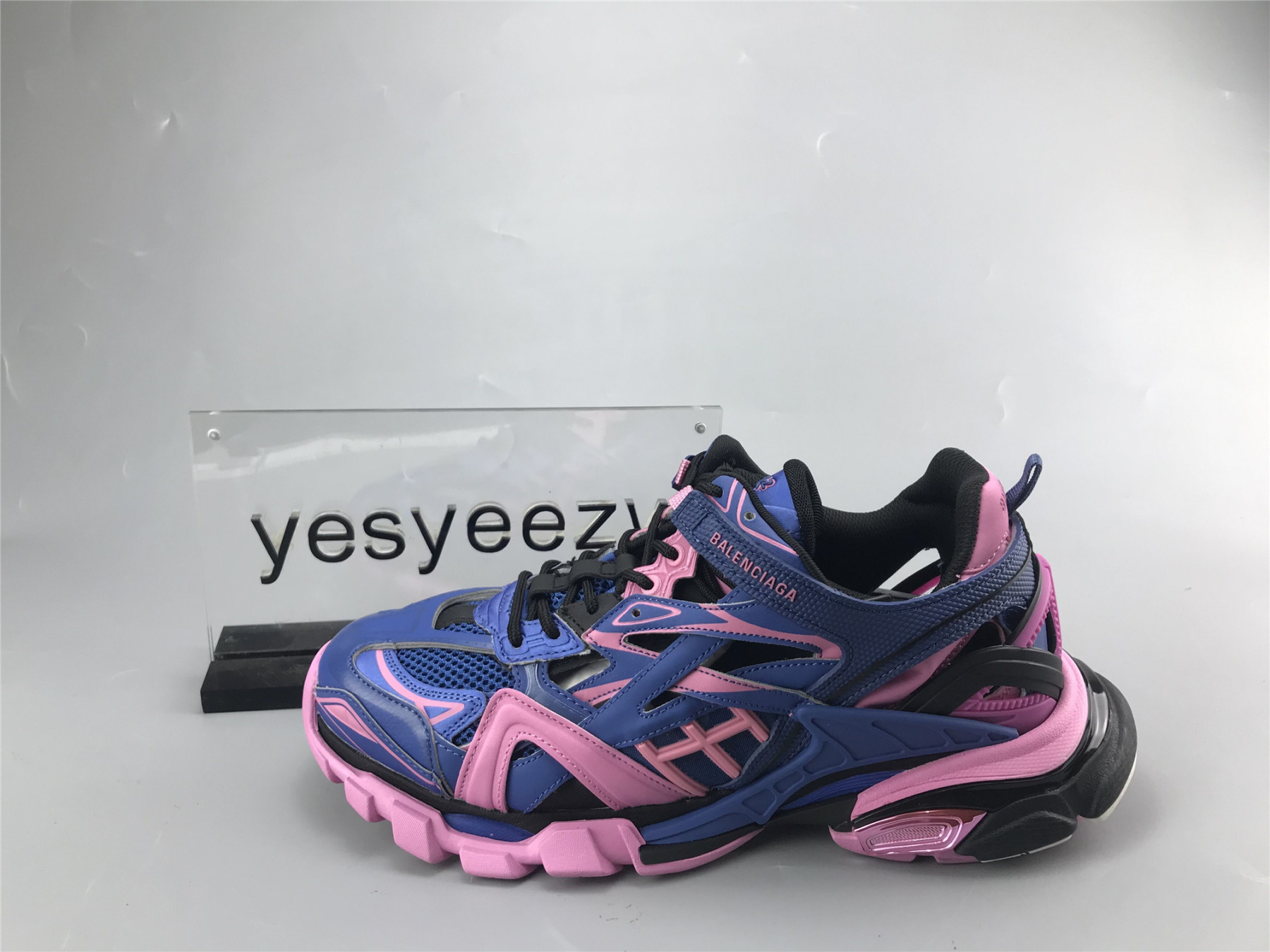 UA TRACK 2 TRAINER BLUE PINK