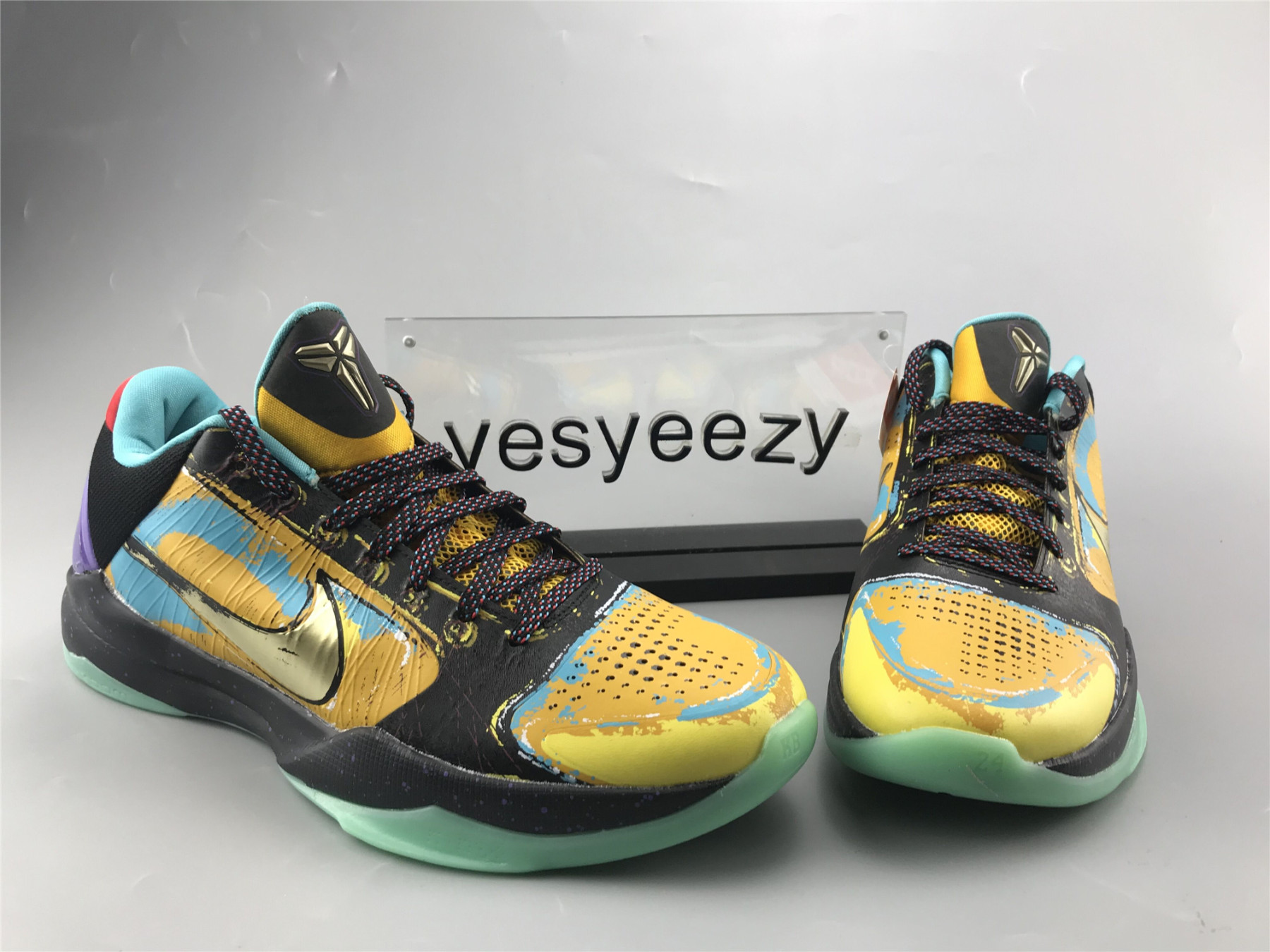 UA NIKE ZOOM KOBE 5 