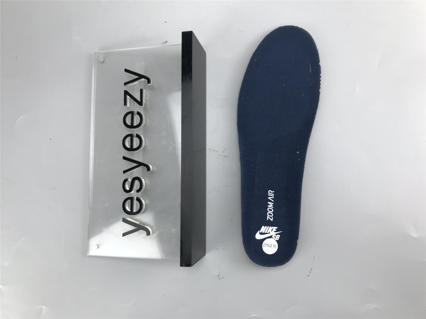 UA NIKE DUNK LOW PRO SB 