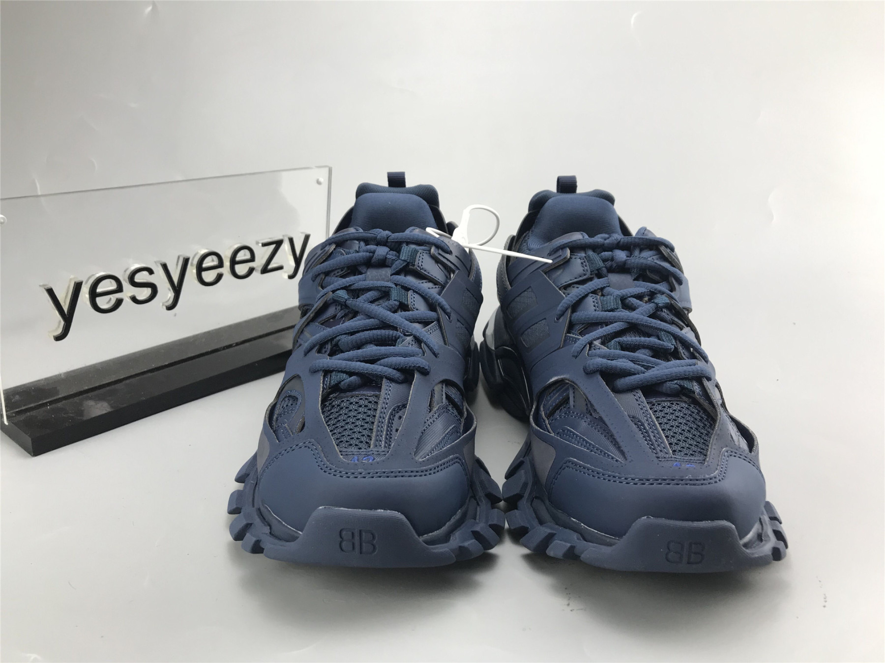 UA TRACK TRAINER DARK NAVY SNEAKER WITH LED LIGHTS